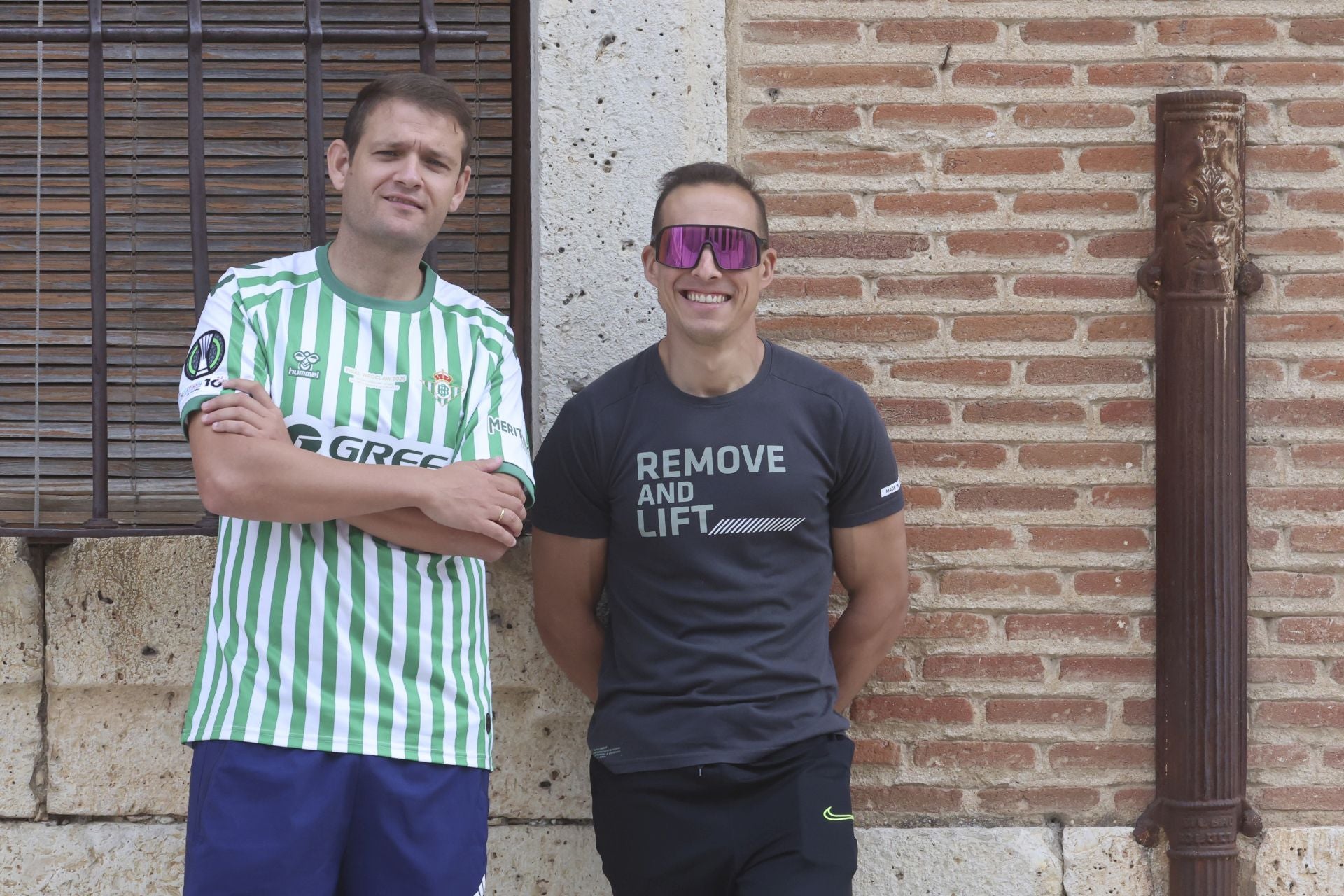 Encierro urbano, vaca del cajón y capea de Nava del Rey