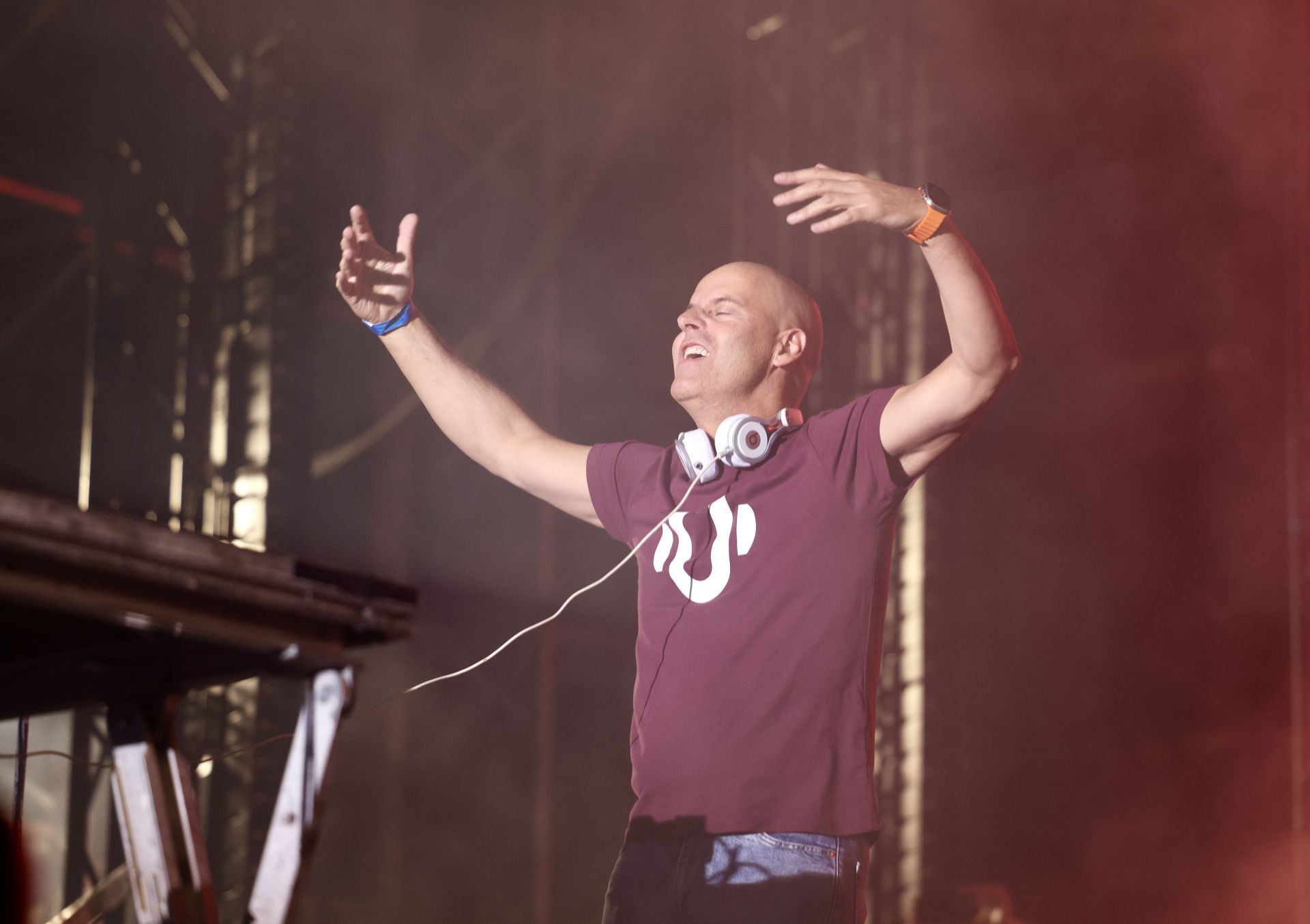 El Dj Oscarmina, telonero de Dani Fernández, en imágenes