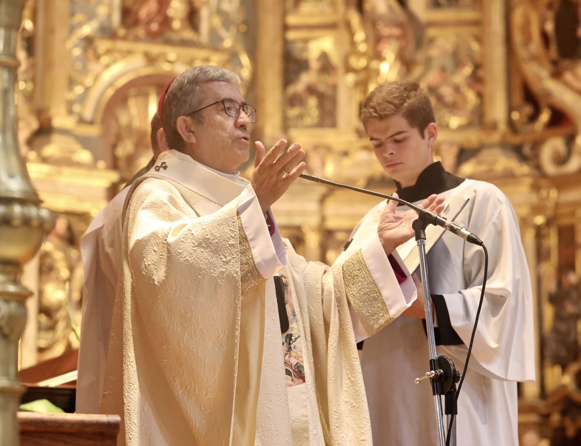 Luis Argüello, durante la misa en honor a la Virgen de San Lorenzo celebrada este lunes.