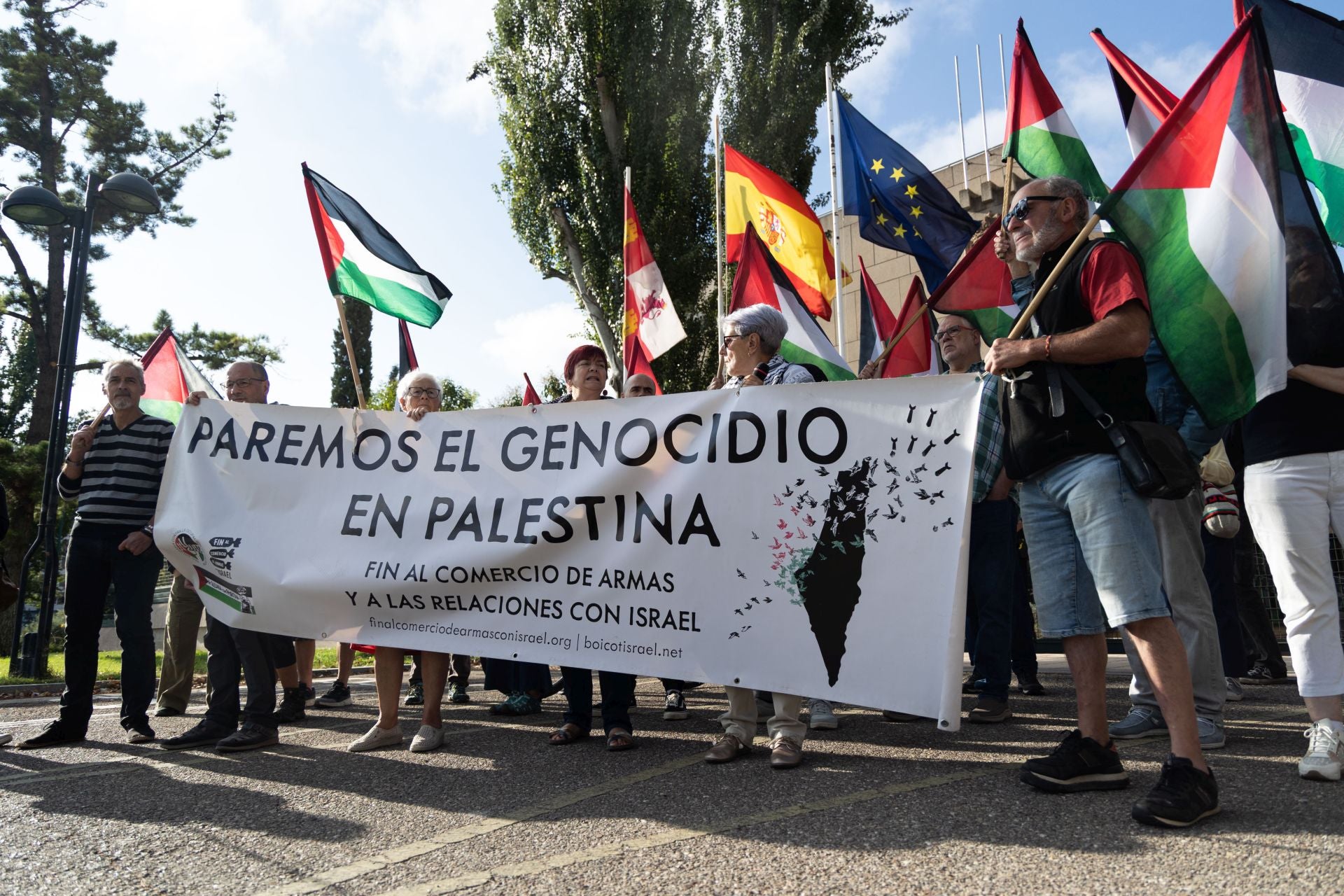 La protesta propalestina ante la subdelegación del Gobierno en Valladolid