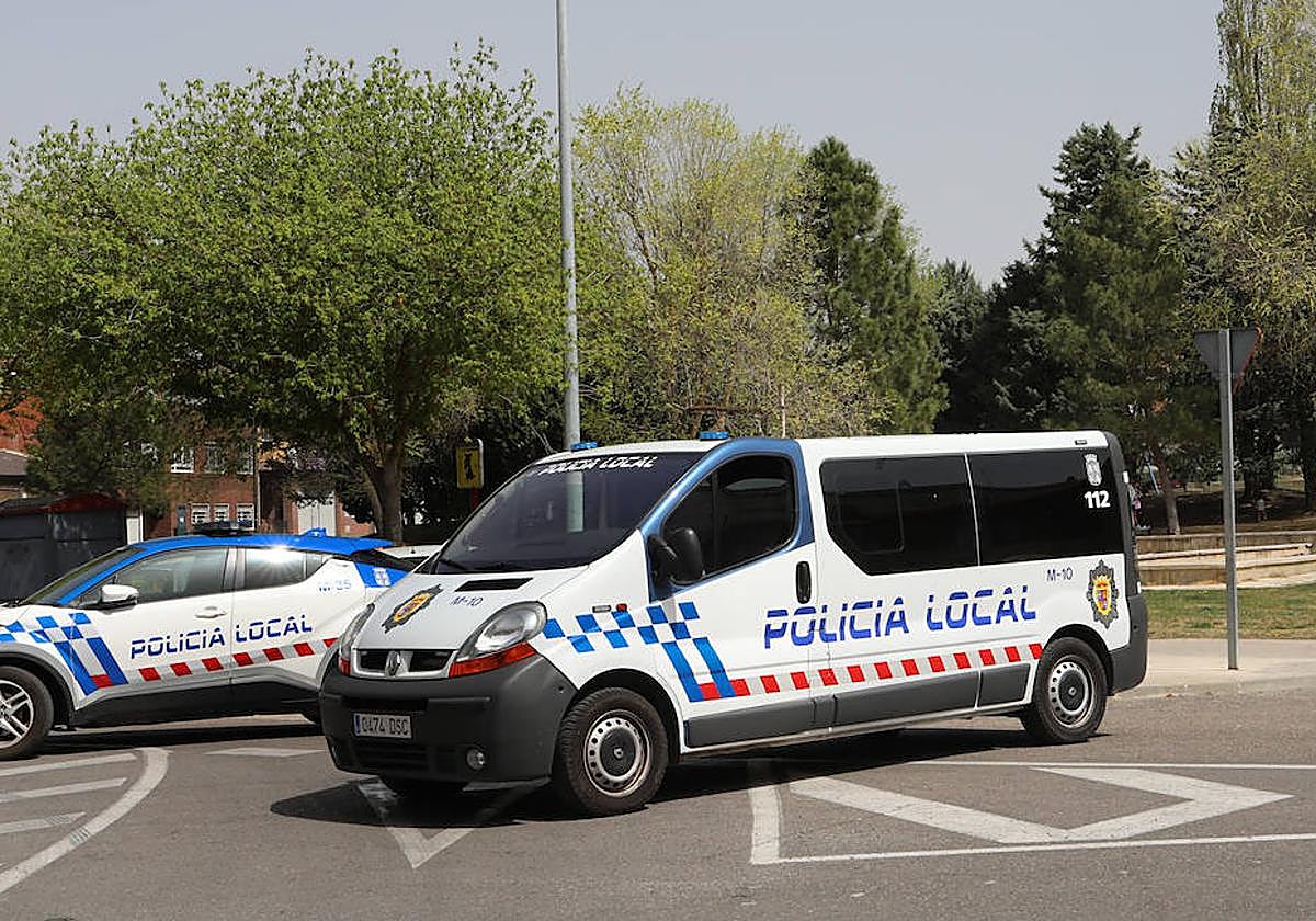 Sube a un autobús sin billete y es trasladado a Comisaría