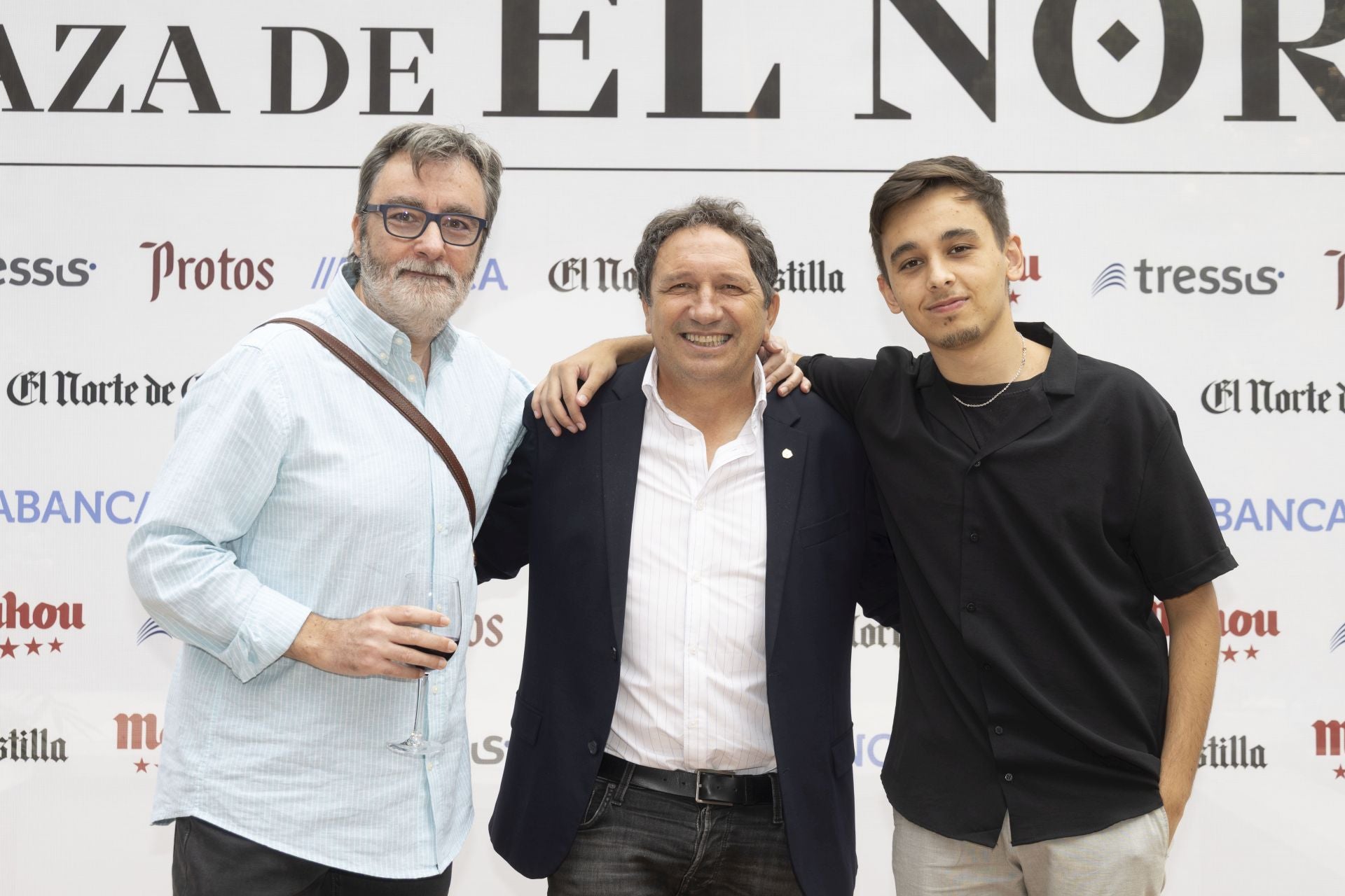José Anselmo Moreno, de El Norte, Eusebio Sacristán, de Fundación Eusebio Sacristán, y Raúl Moreno.