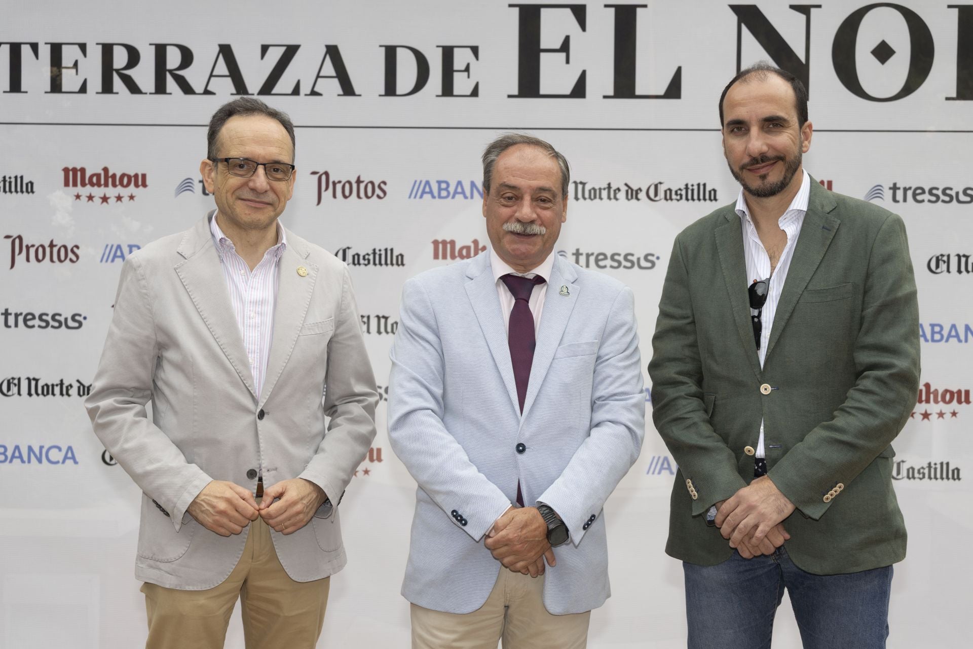 Javier Escribano, de Fundación Tecnovitae, Rafael Álvarez, del Colegio Oficial de Ingenieros Técnicos Industriales, y Víctor Fernández, de Capital Energy.