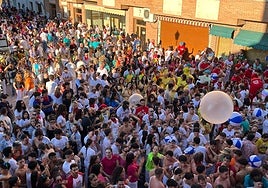 Peñas en las fiestas de Nava de la Asunción