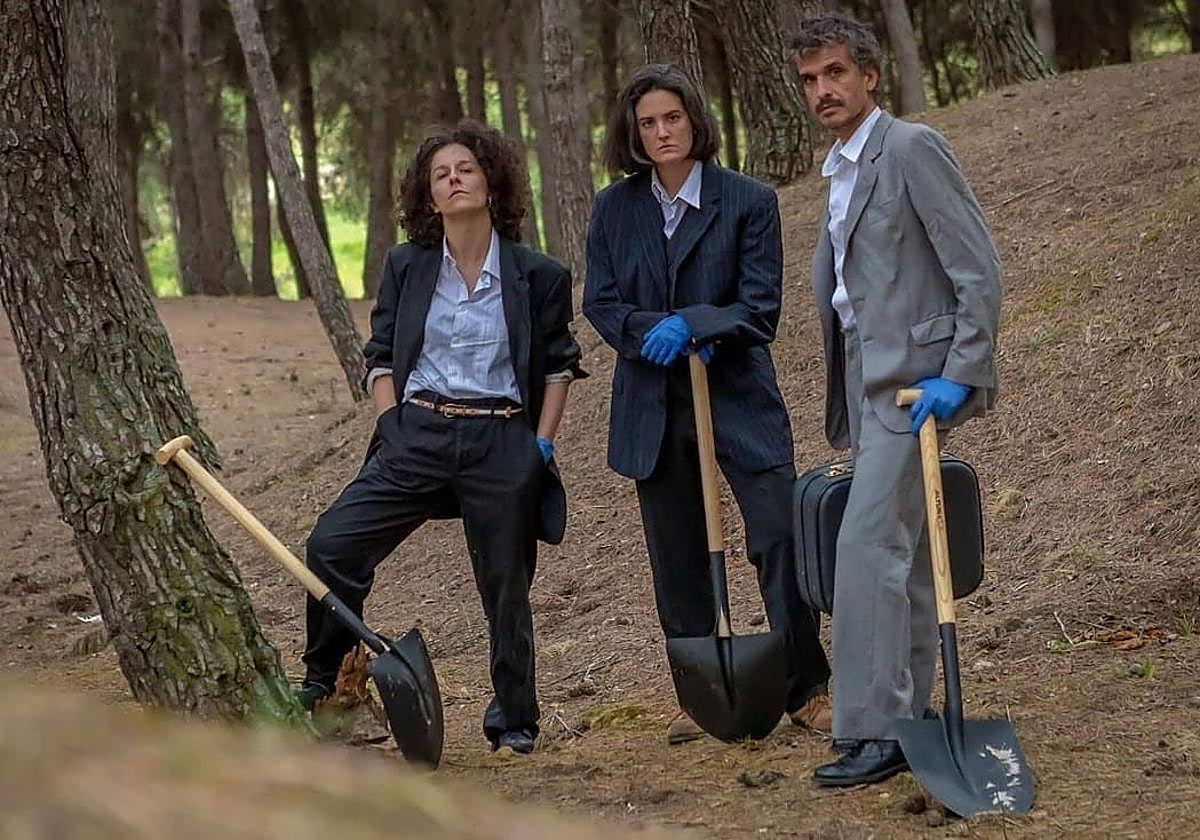 María San Miguel, Alba Muñoz y Pablo Rodríguez forman Proyecto 43-2.