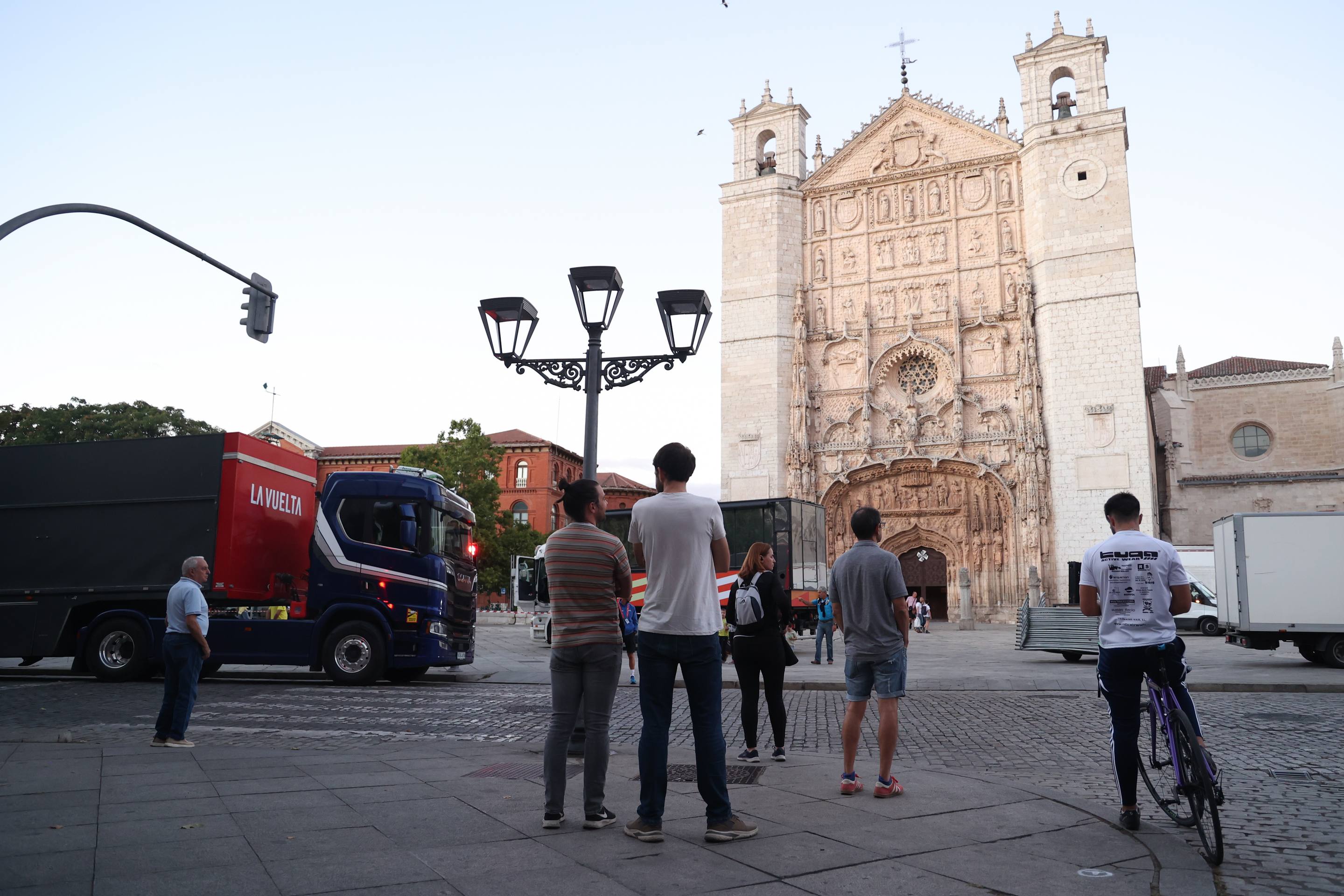 Los preparativos de La Vuelta en Valladolid, en imágenes