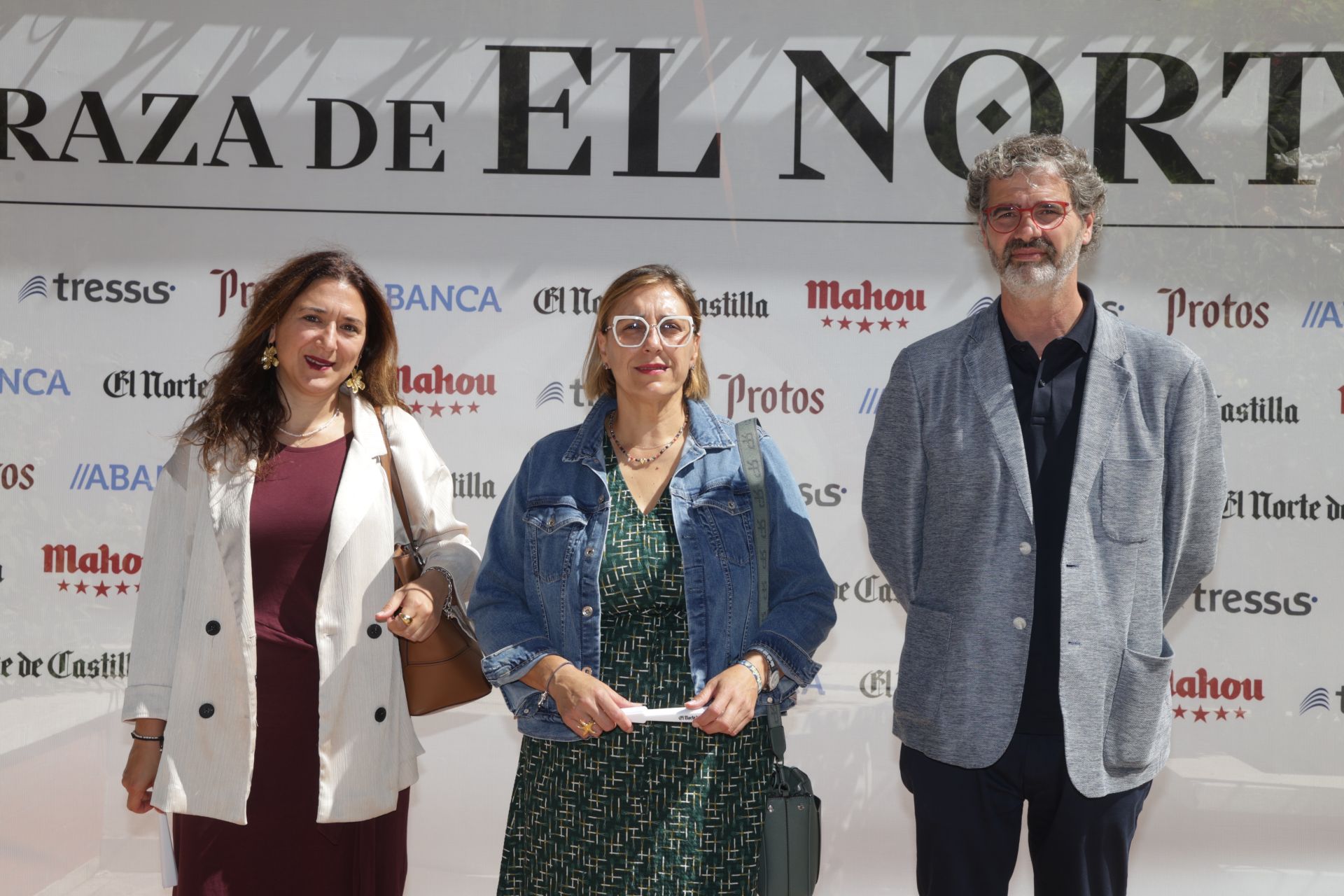 Silvia de la Fuente, Raquel Barbero y Pablo Moreno, de Salud Mental El Puente.