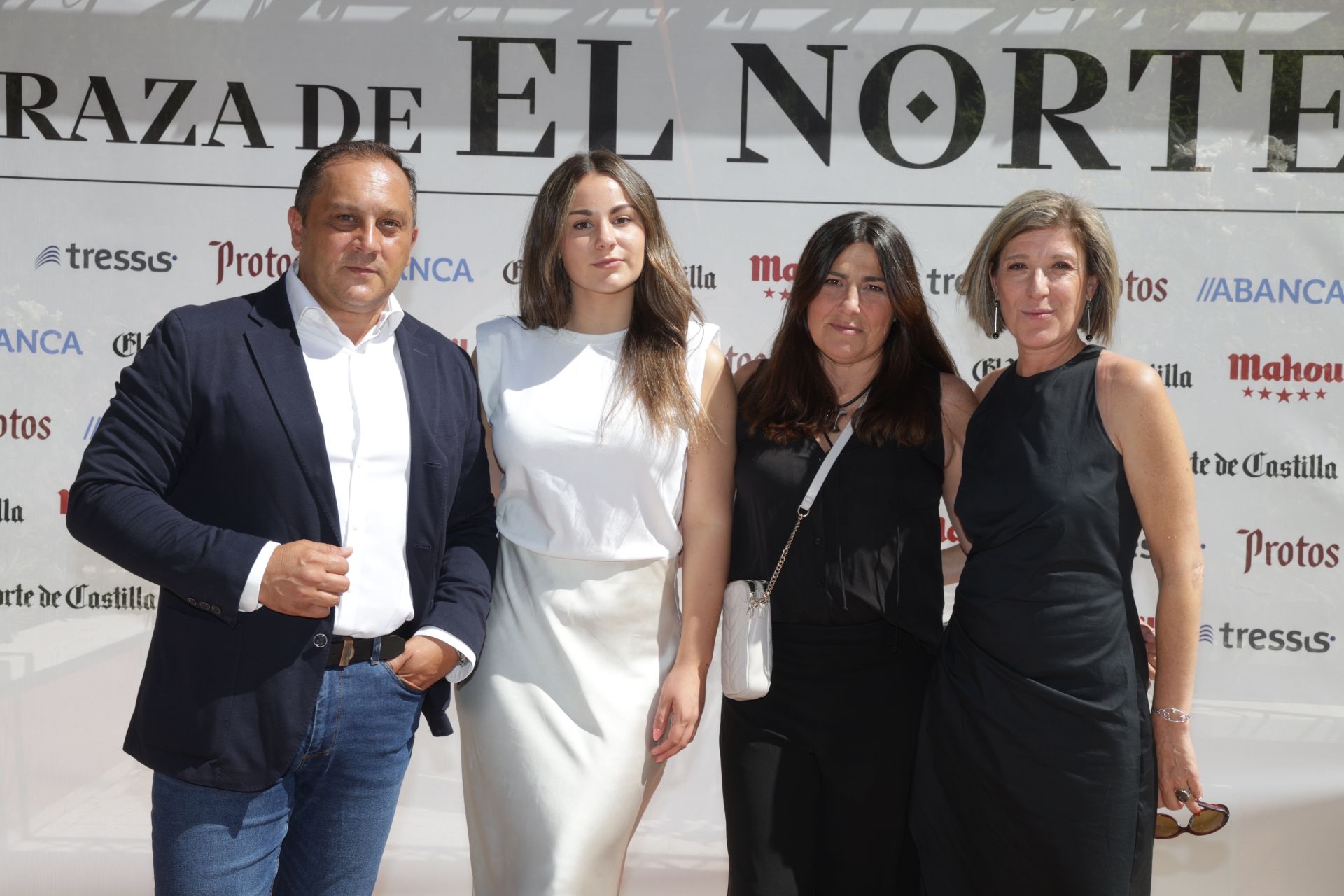 Ismael Bosch (PSOE), Naiara Bosch, Mónica Martín y Vicenta Montes.