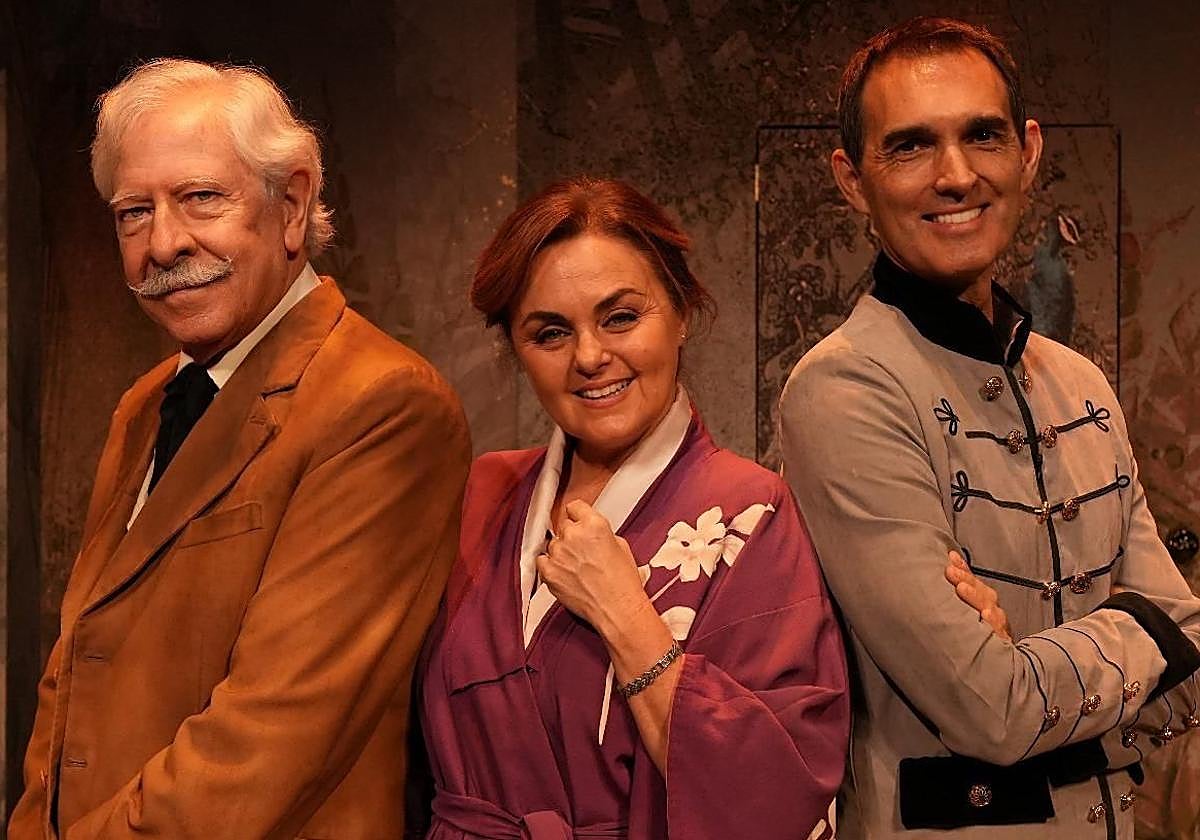 Carmen Morales interpreta a la escritora Agatha Chritie.