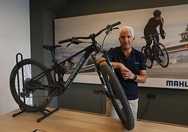 Marco Antonio de la Serna, en la sede de MAHLE en Palencia