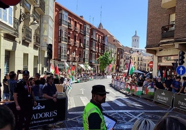 Veloces ciclistas, desgaste de suela y un aperitivo de ferias en un centro blindado