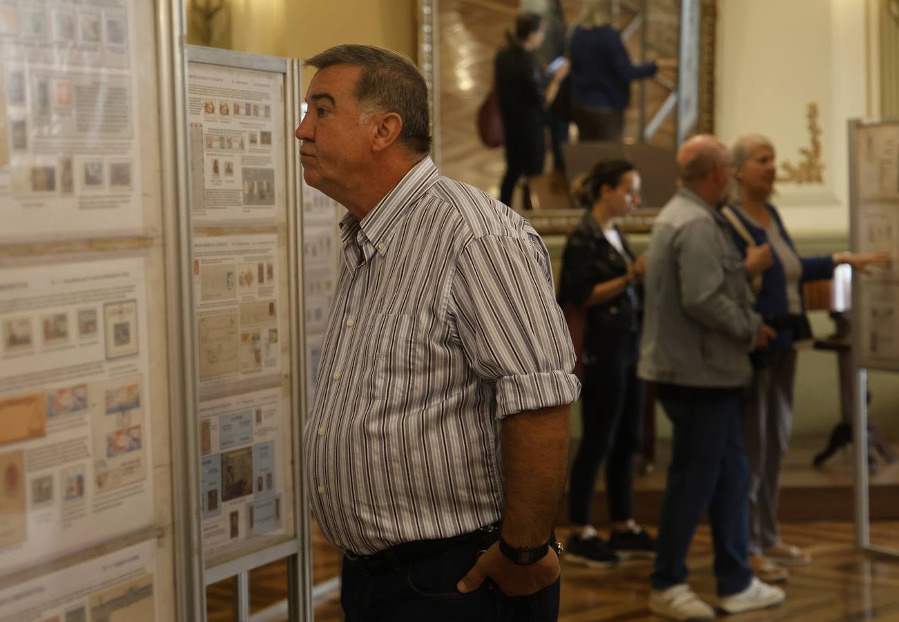 Así es la exposición en honor a Luis González en el Casino