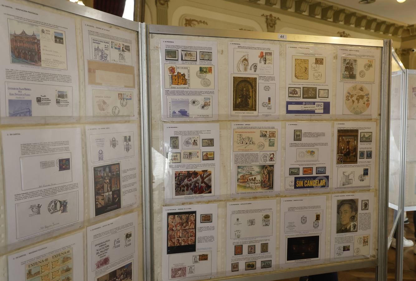 Así es la exposición en honor a Luis González en el Casino