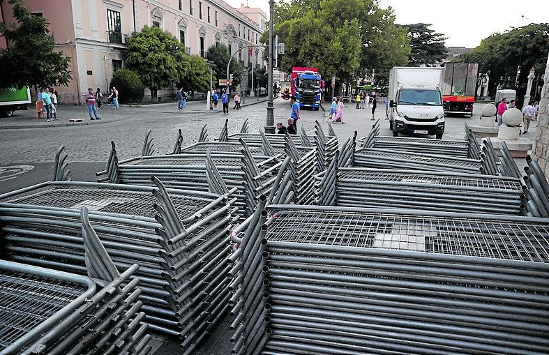 Llegada del líder en la crono de 2022 a la Plaza de Zorrilla.
