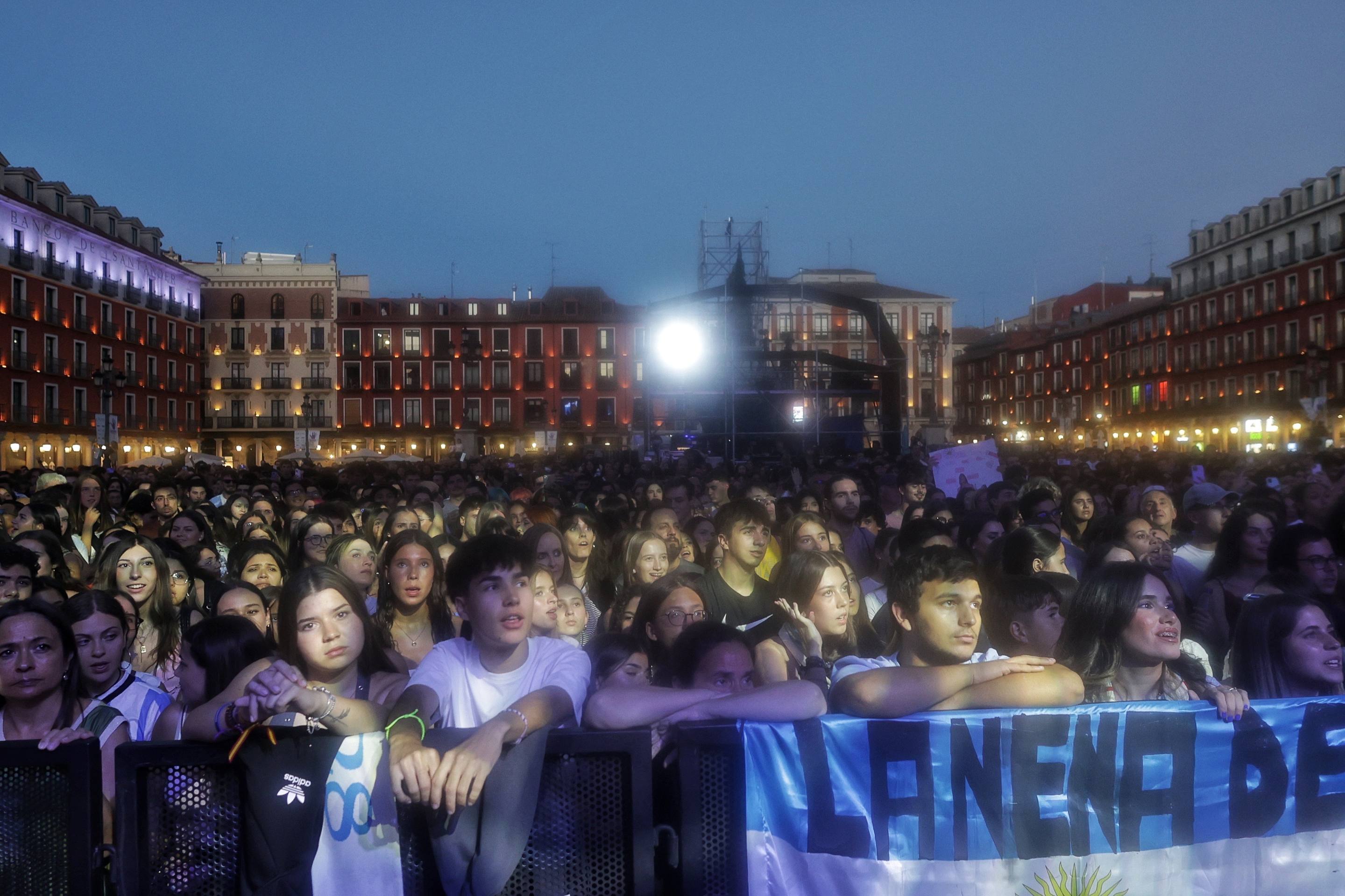 Las imágenes del concierto de Natalia Fresneda en la Plaza Mayor