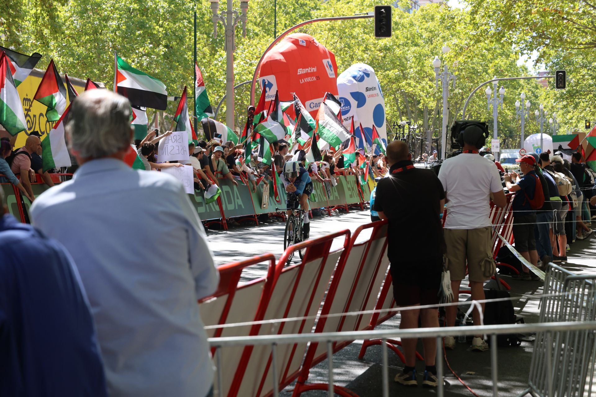 Imágenes de las protestas propalestinas en La Vuelta