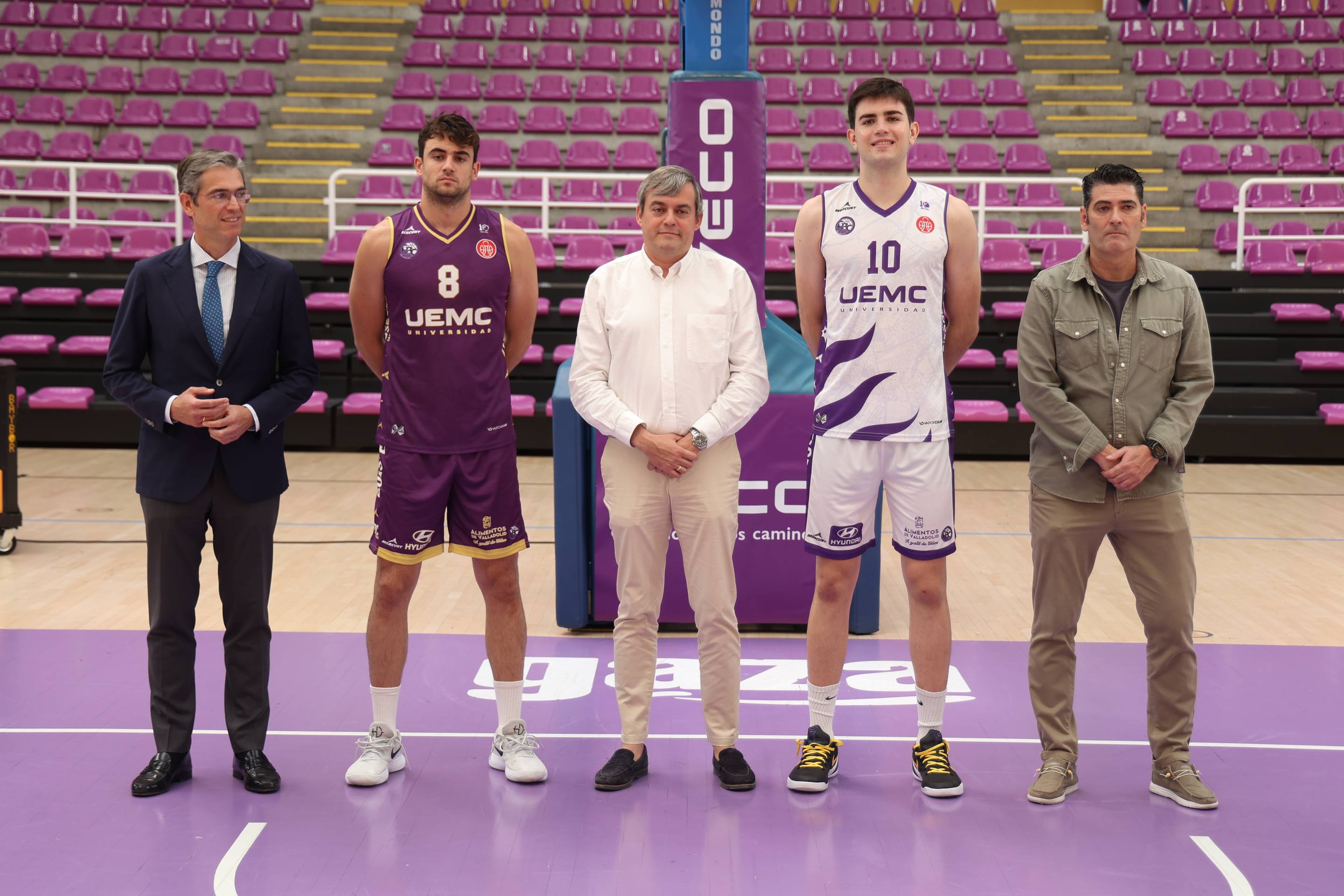 Las nuevas camisetas del CBC Valladolid, en imágenes