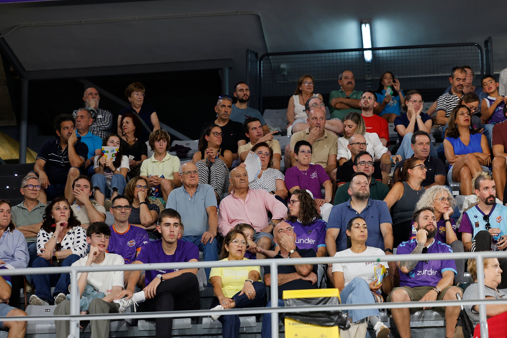 Búscate en las gradas de la final de la Copa Castilla y León de Baloncesto
