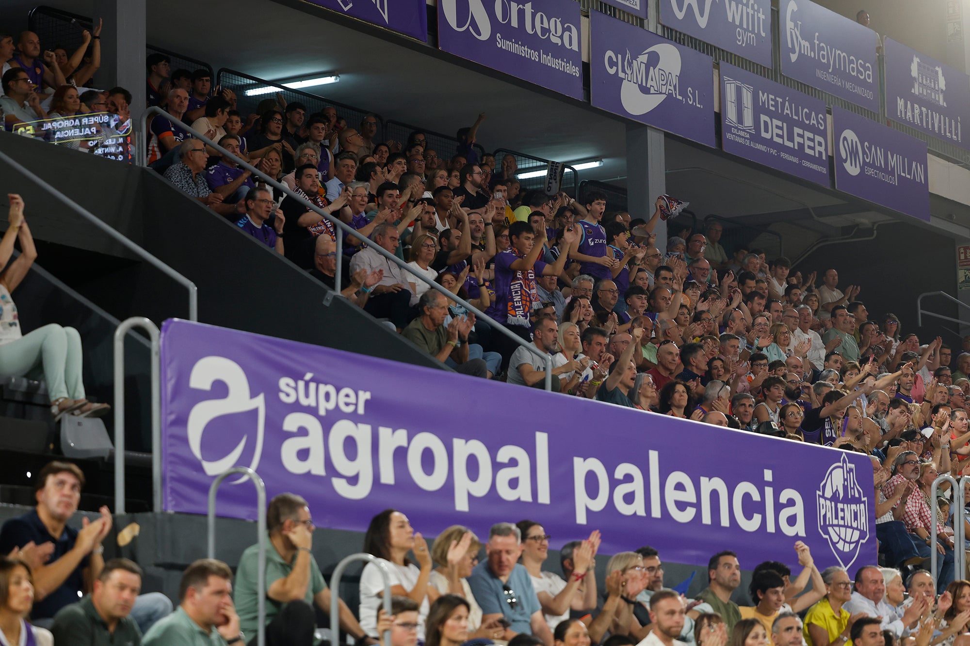 Búscate en las gradas de la final de la Copa Castilla y León de Baloncesto