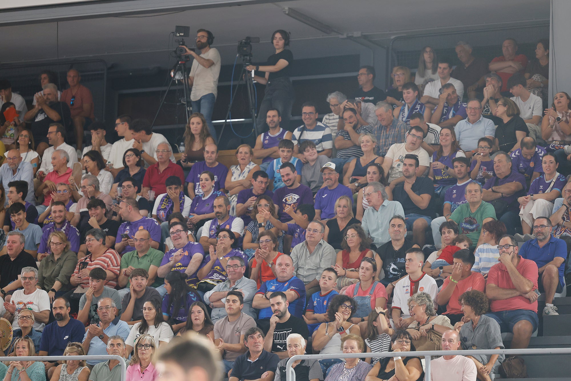 Búscate en las gradas de la final de la Copa Castilla y León de Baloncesto