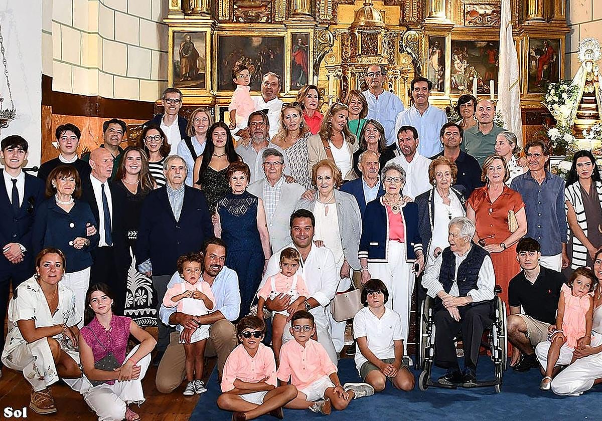 Celebración de la familia León Gutiérrez en Paredes de Nava.