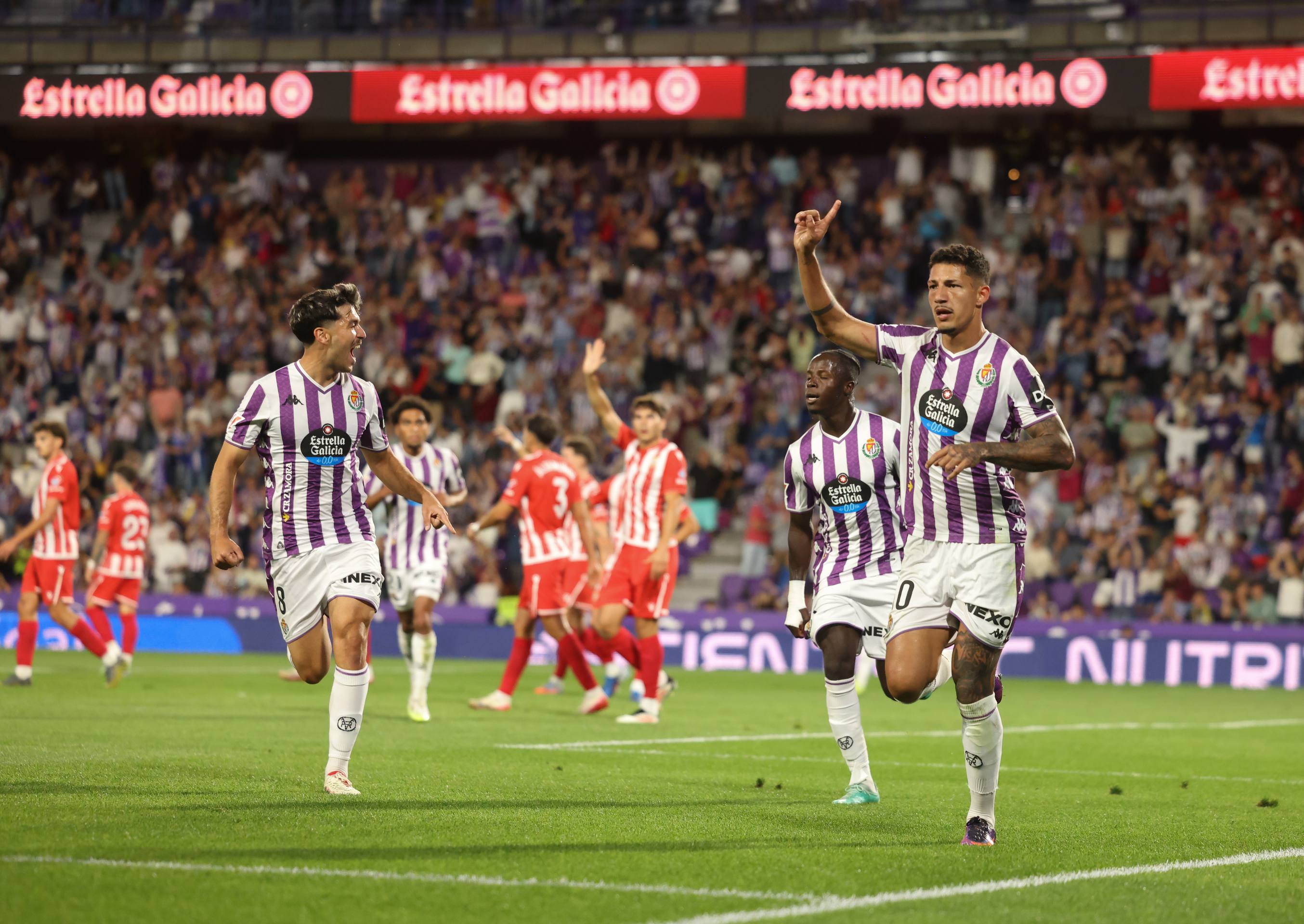 La victoria del Pucela ante el Almería, en imágenes