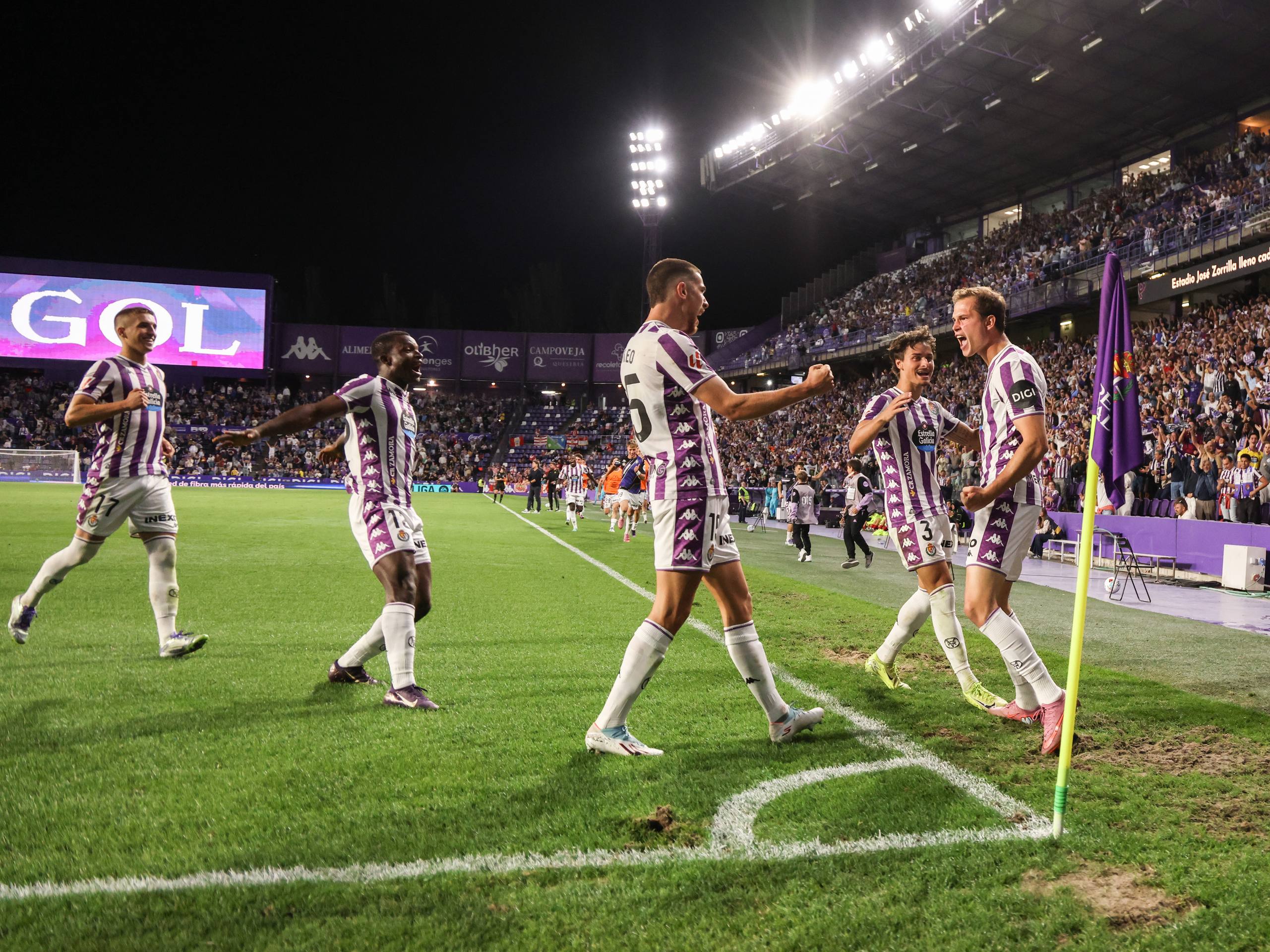 La victoria del Pucela ante el Almería, en imágenes
