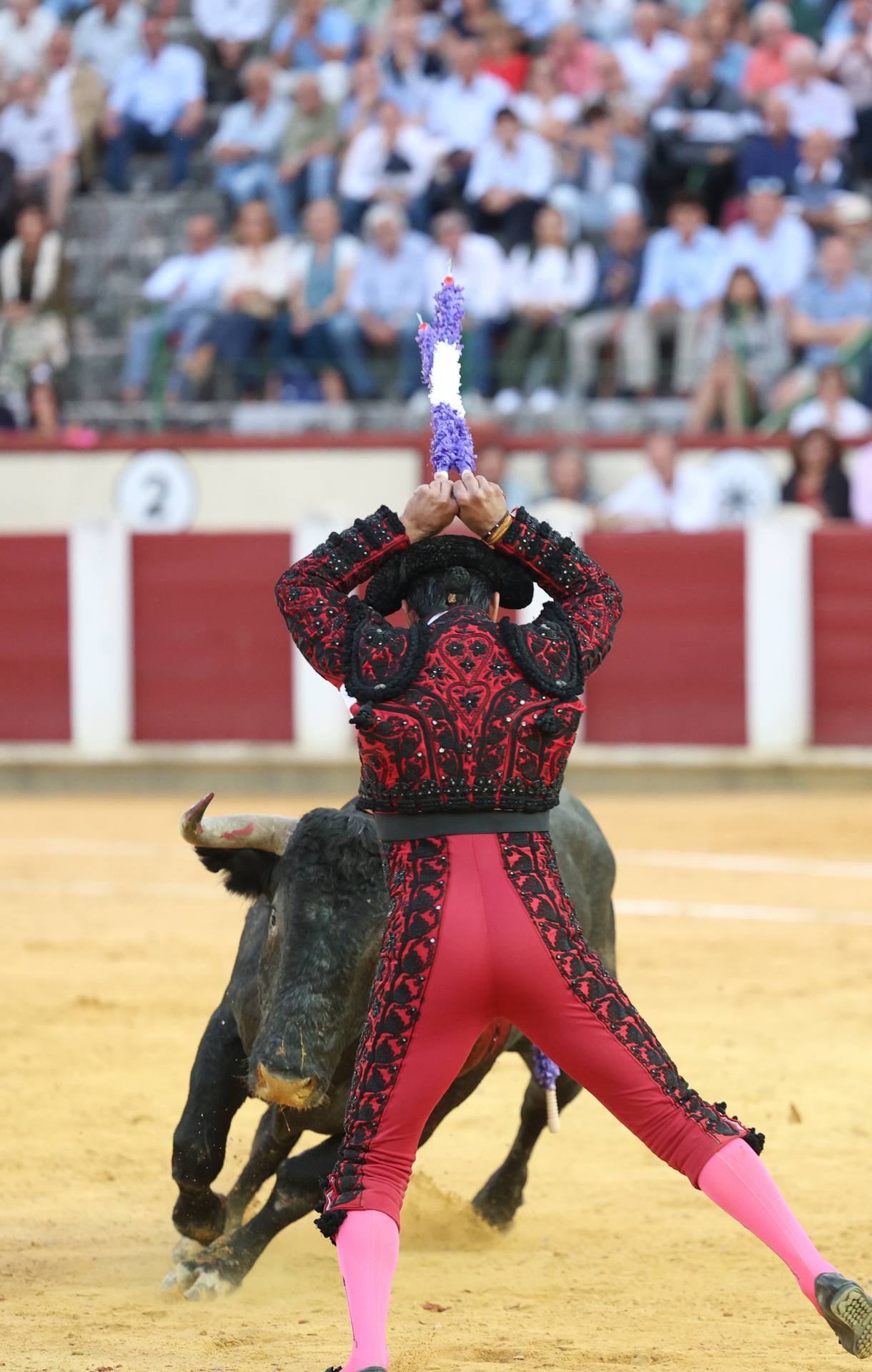 La corrida de toros de Uceda Leal, Jiménez Fortes y Rufo, en imágenes