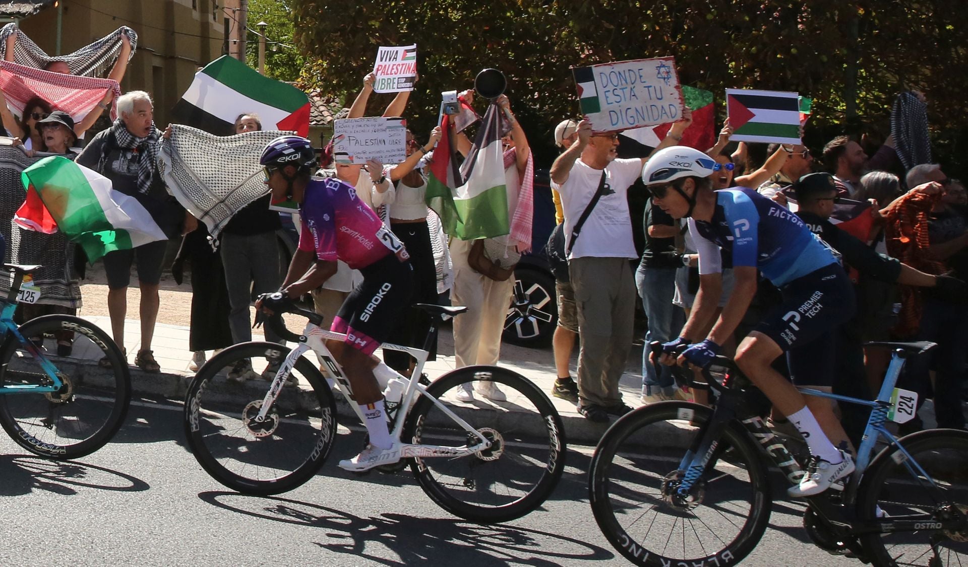 Fotografías de La Vuelta a su paso por Segovia