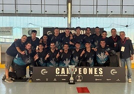 Foto de campeones del Caja Rural CPLV.