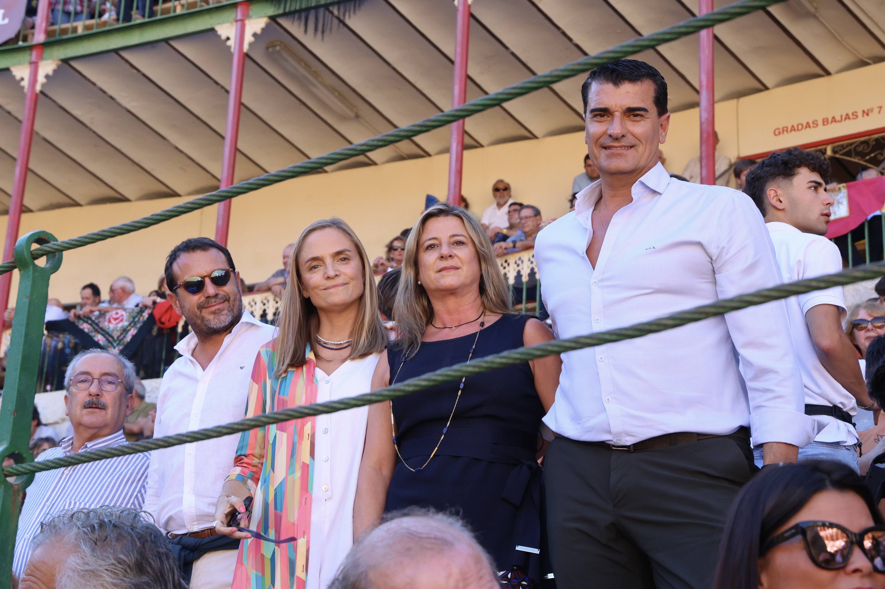 La corrida de El Fandi, Escribano e Ismael Martín, en imágenes