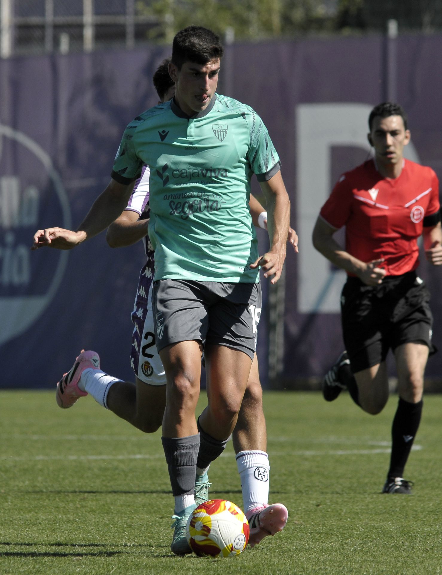 Fotos del partido entre la Segoviana y el Valladolid B