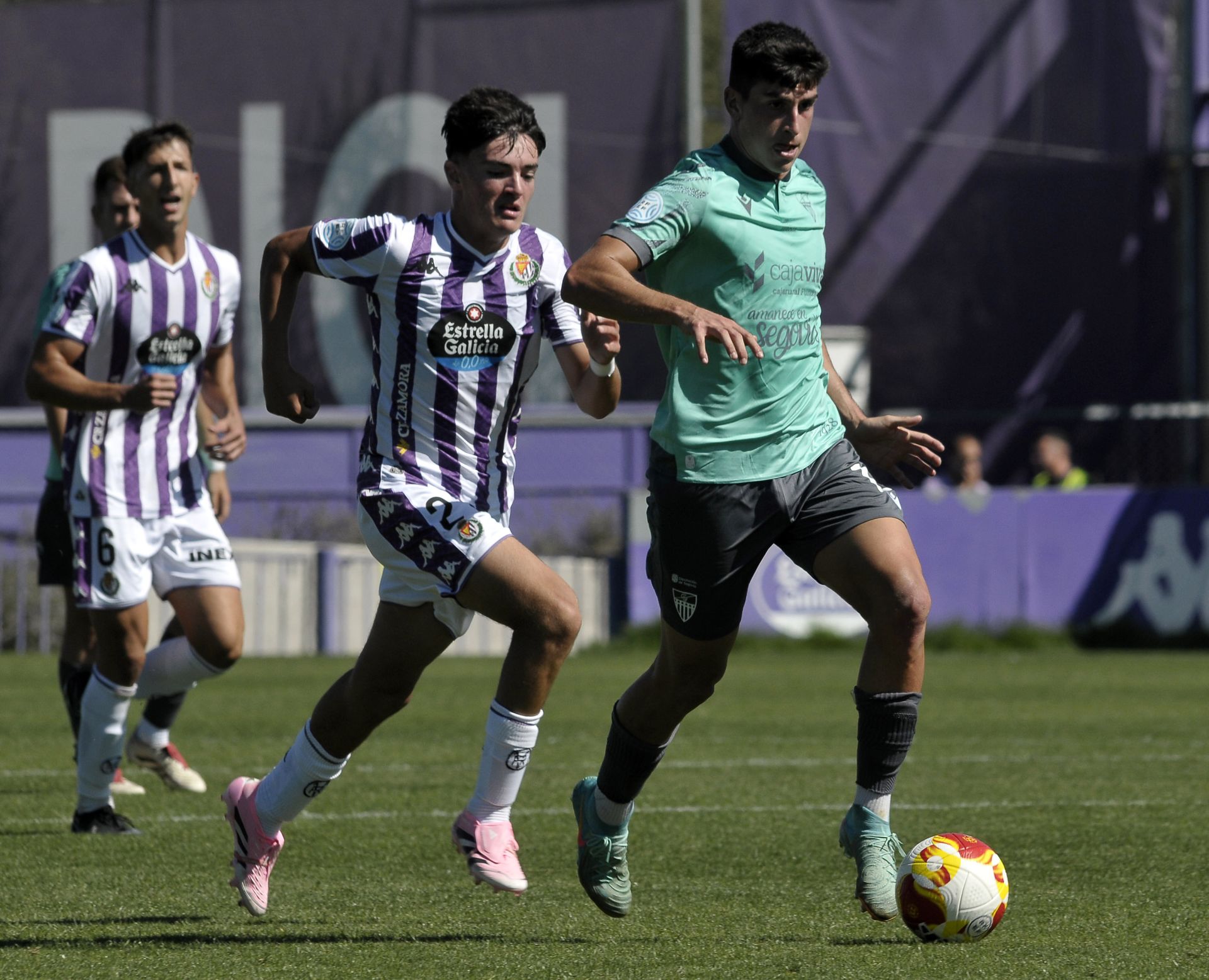 Fotos del partido entre la Segoviana y el Valladolid B