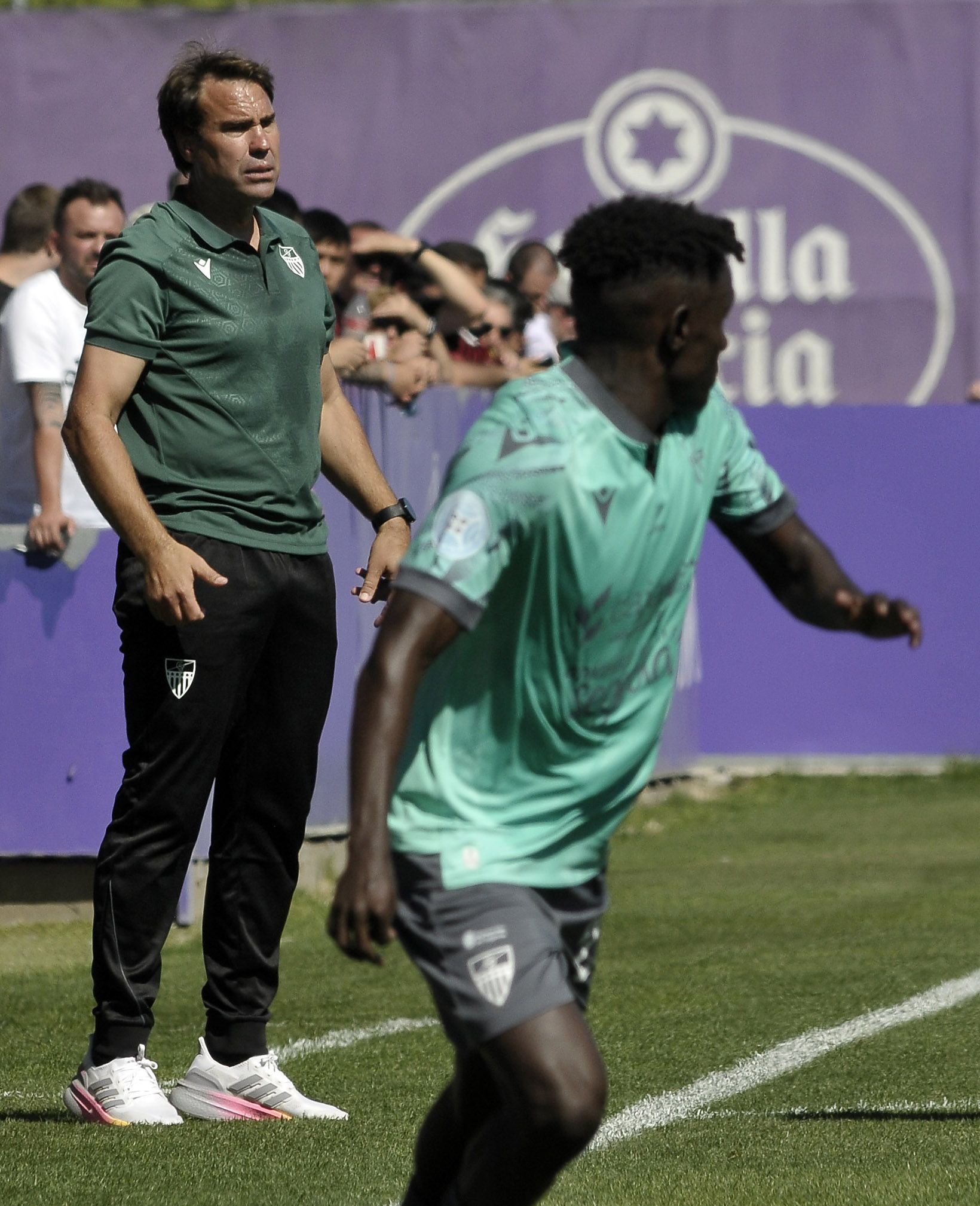 Fotos del partido entre la Segoviana y el Valladolid B