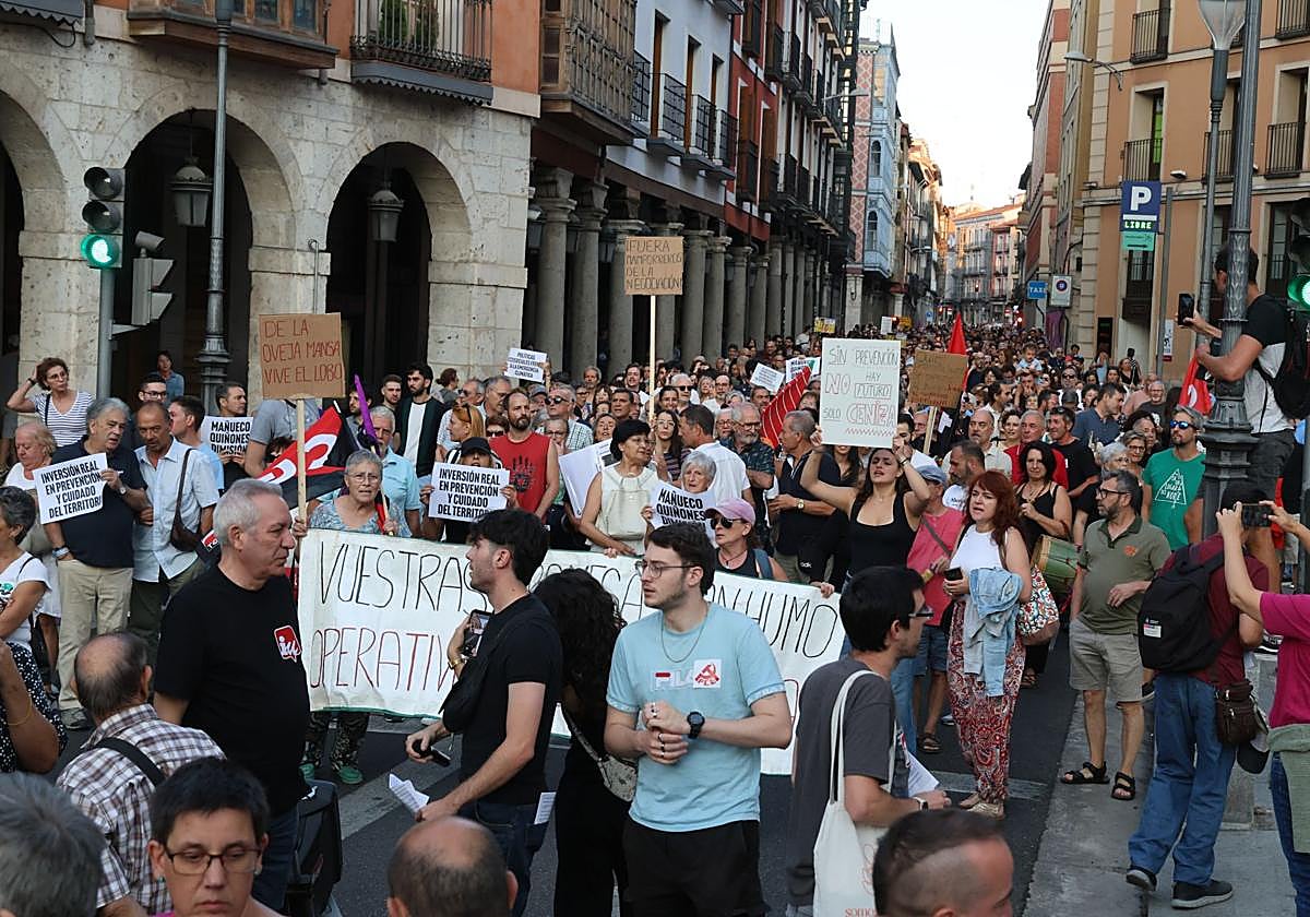 Manifestación del mes pasado en Valladolid en protesta por la respuesta a los incendios forestales.