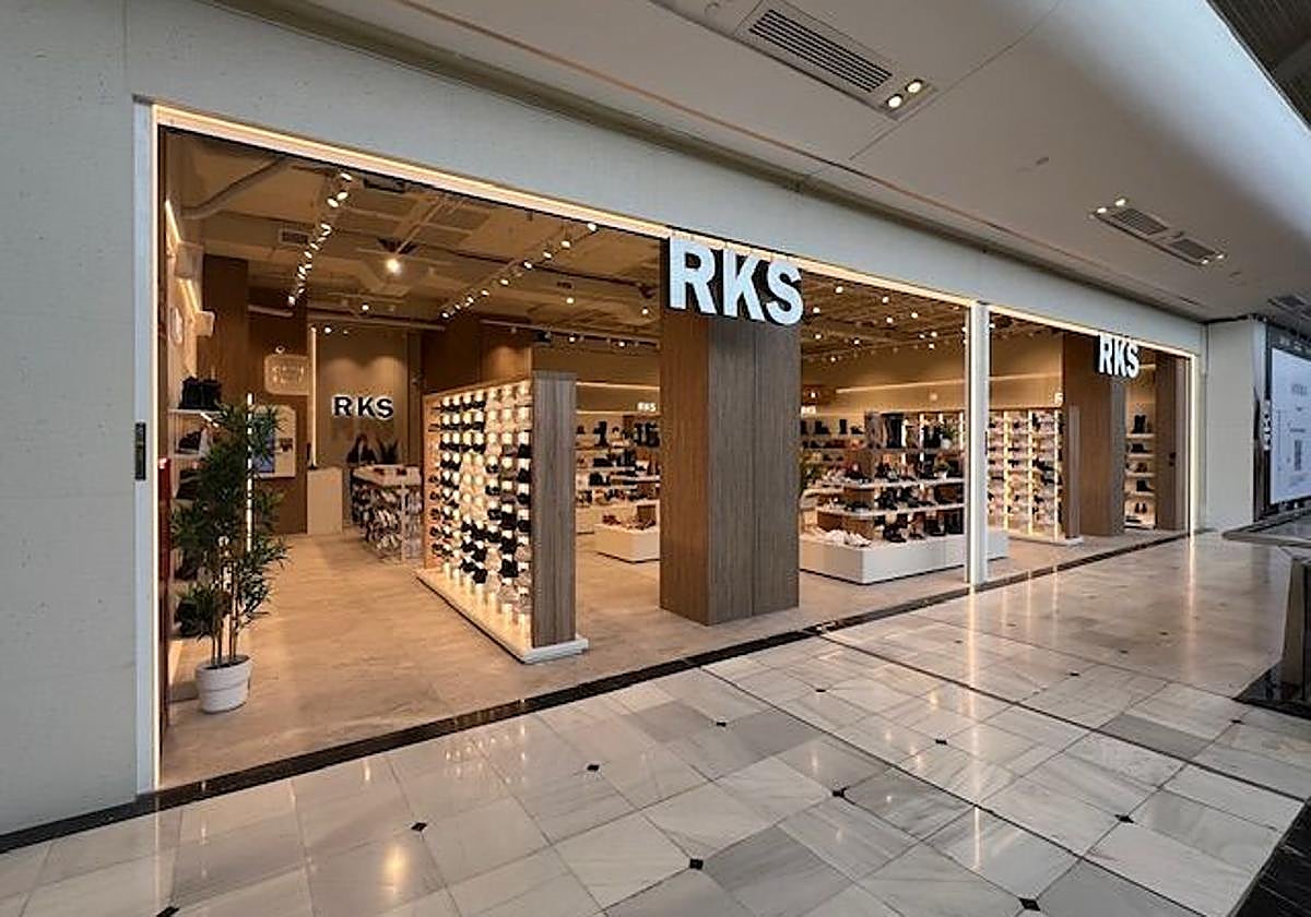 Nueva zapatería del centro comercial Vallsur.