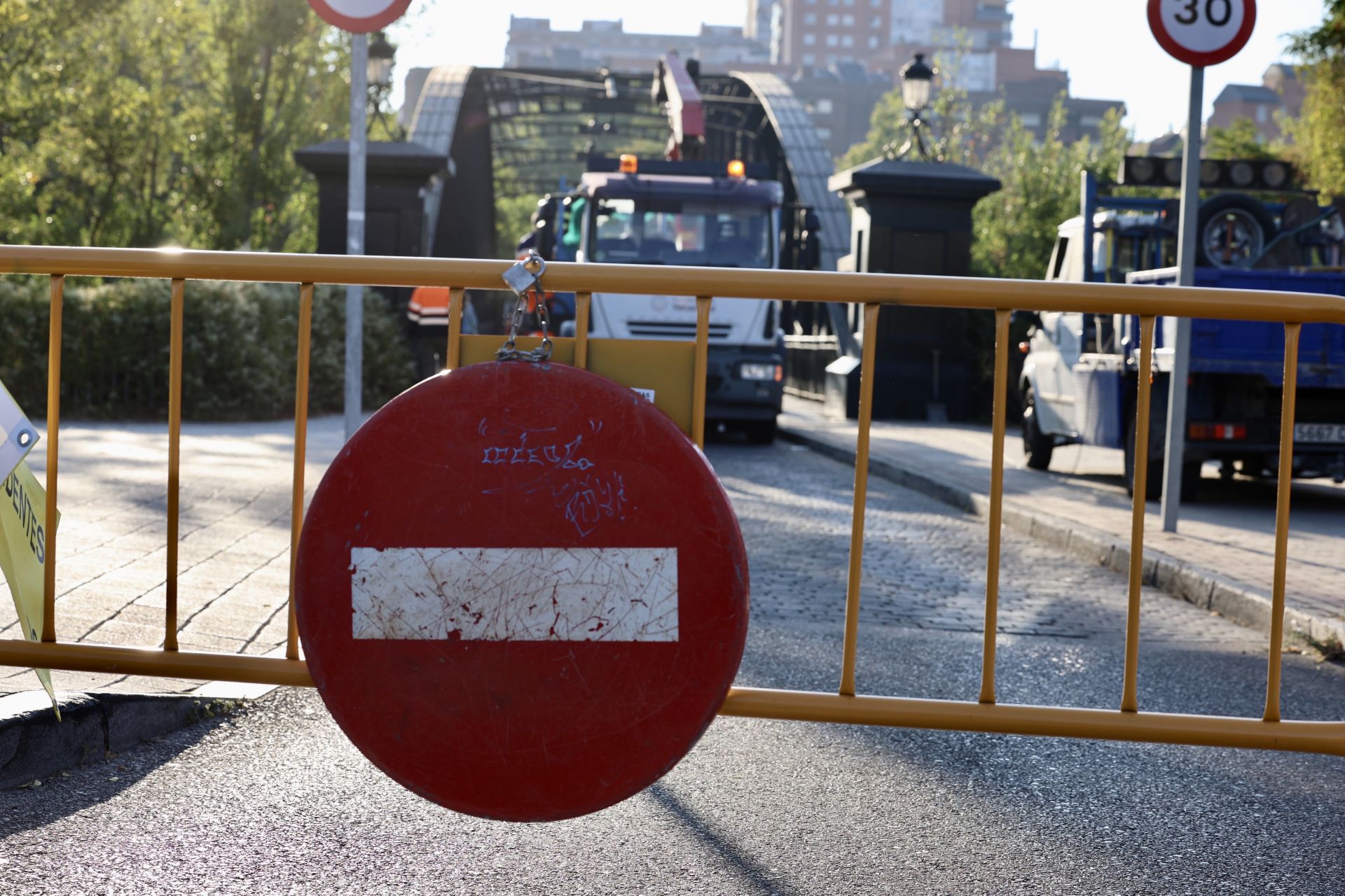 El Puente Colgante, cortado al tráfico