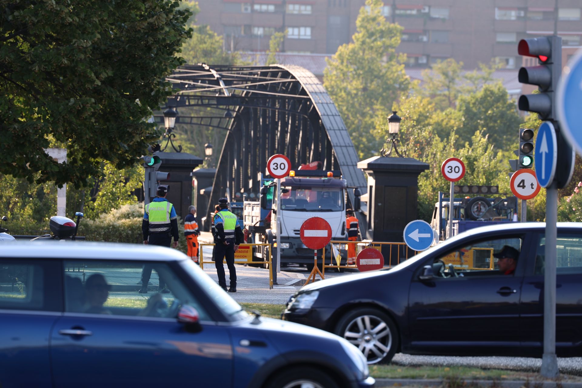El Puente Colgante, cortado al tráfico
