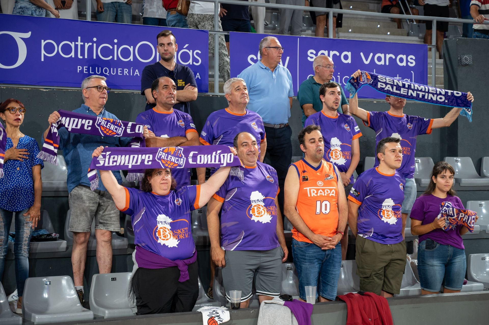 Búscate en las gradas del Súper Agropal Palencia-UEMC Valladolid