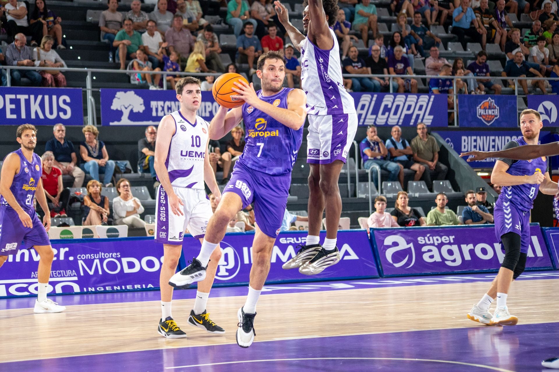 Así ha jugado el Súper Agropal Palencia con el UEMC Valladolid