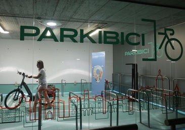 Valladolid suma 12.000 usuarios de 'bikis' de alquiler y alcanza las 700 plazas de aparcabicis cubiertos