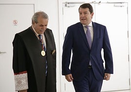 El presidente del Consejo Consultivo, Agustín Sánchez de Vega, junto al presidente Alfonso Fernández Mañueco, en una imagen de archivo