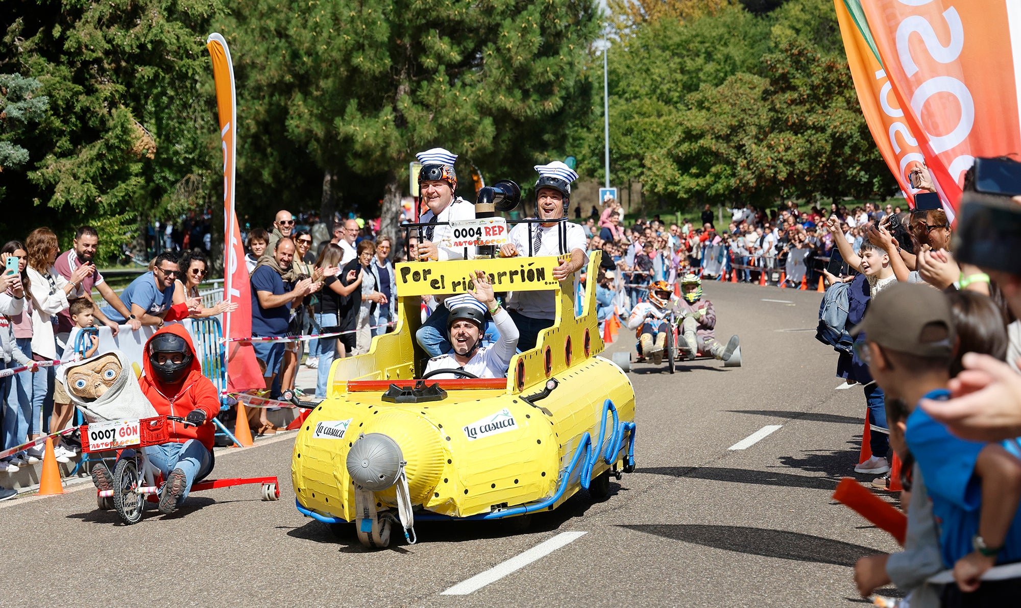 Los autos locos recorren Palencia