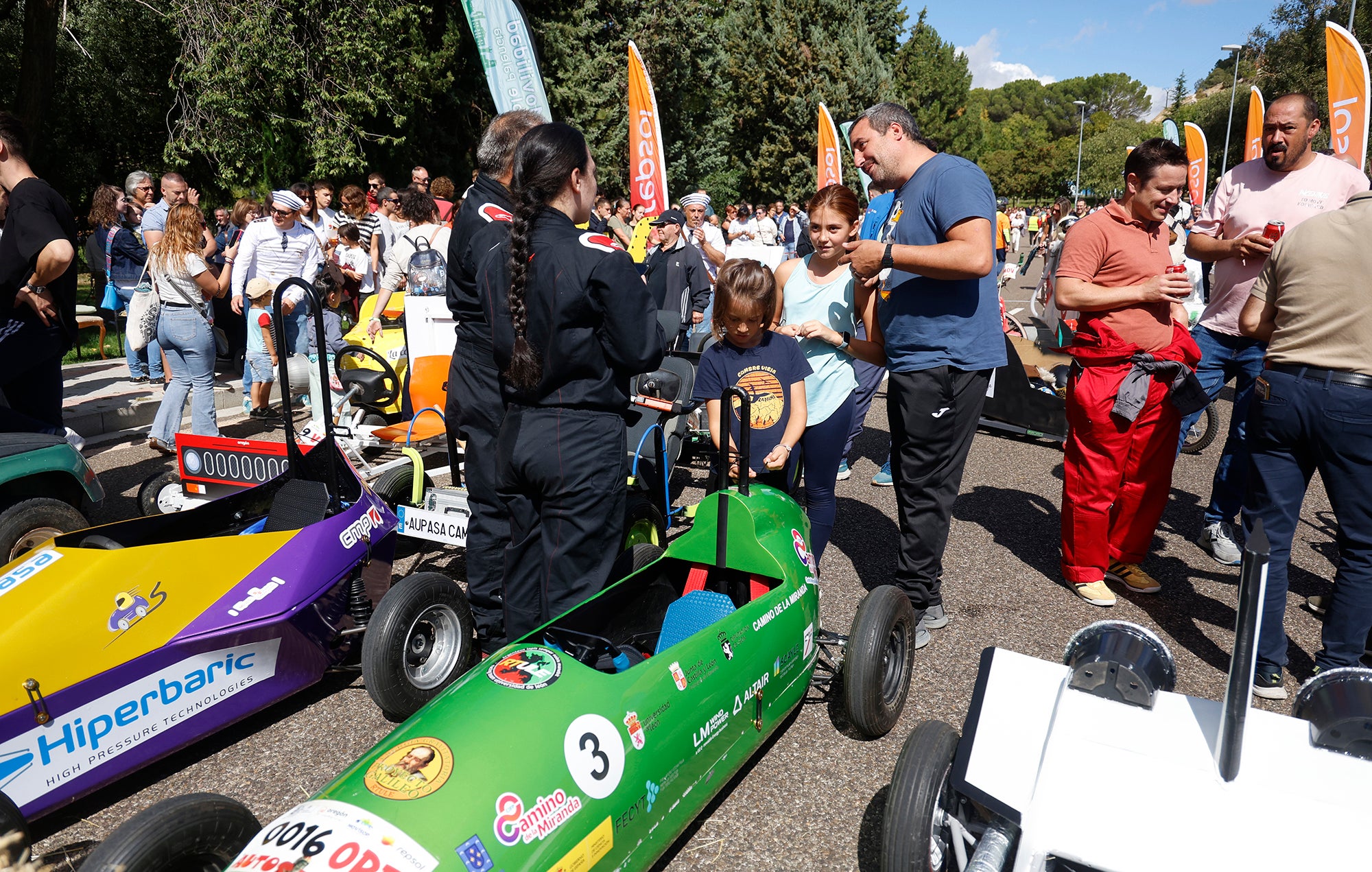 Los autos locos recorren Palencia