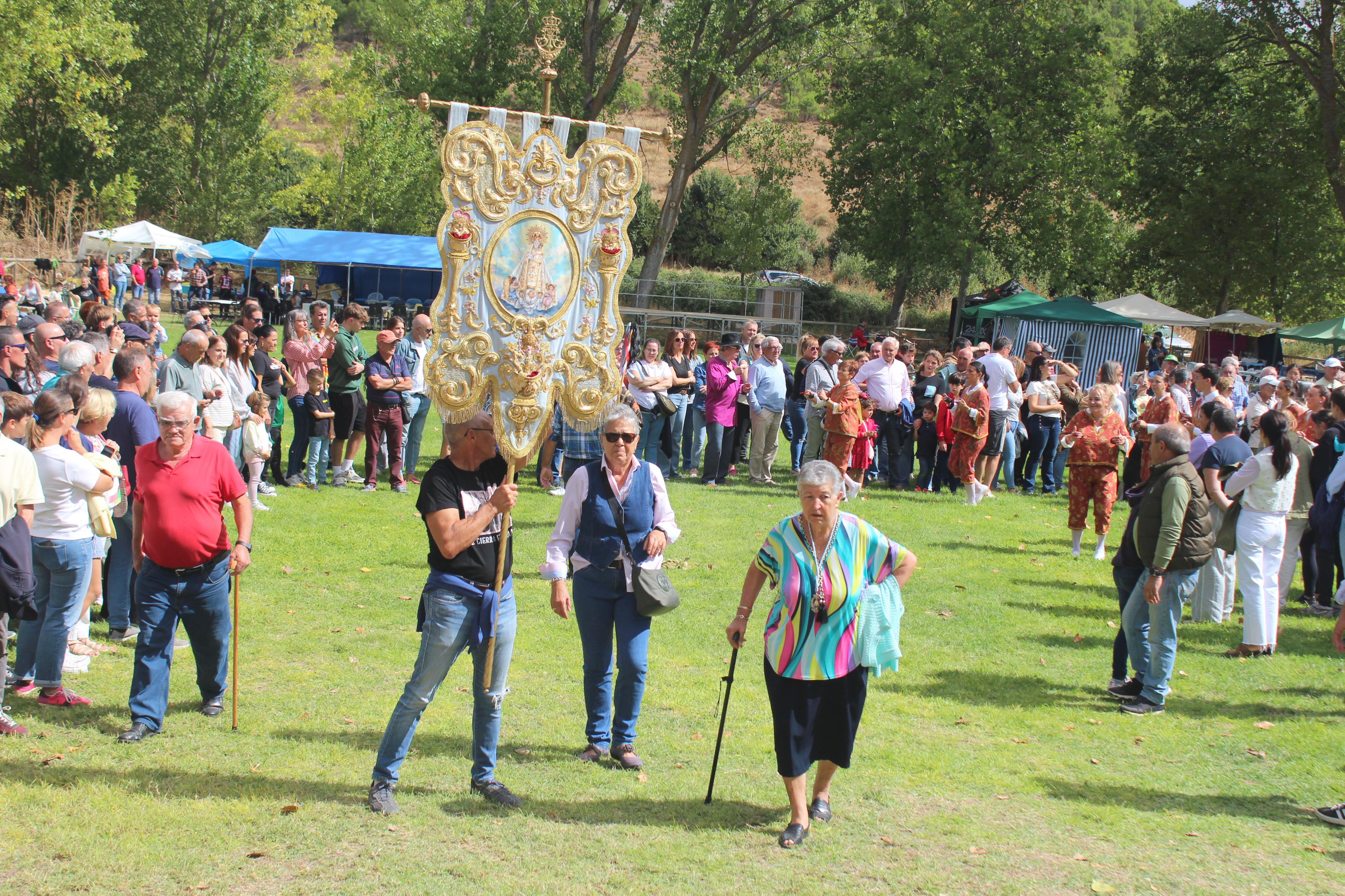 Torquemada se rinde a la Virgen de Valdesalce