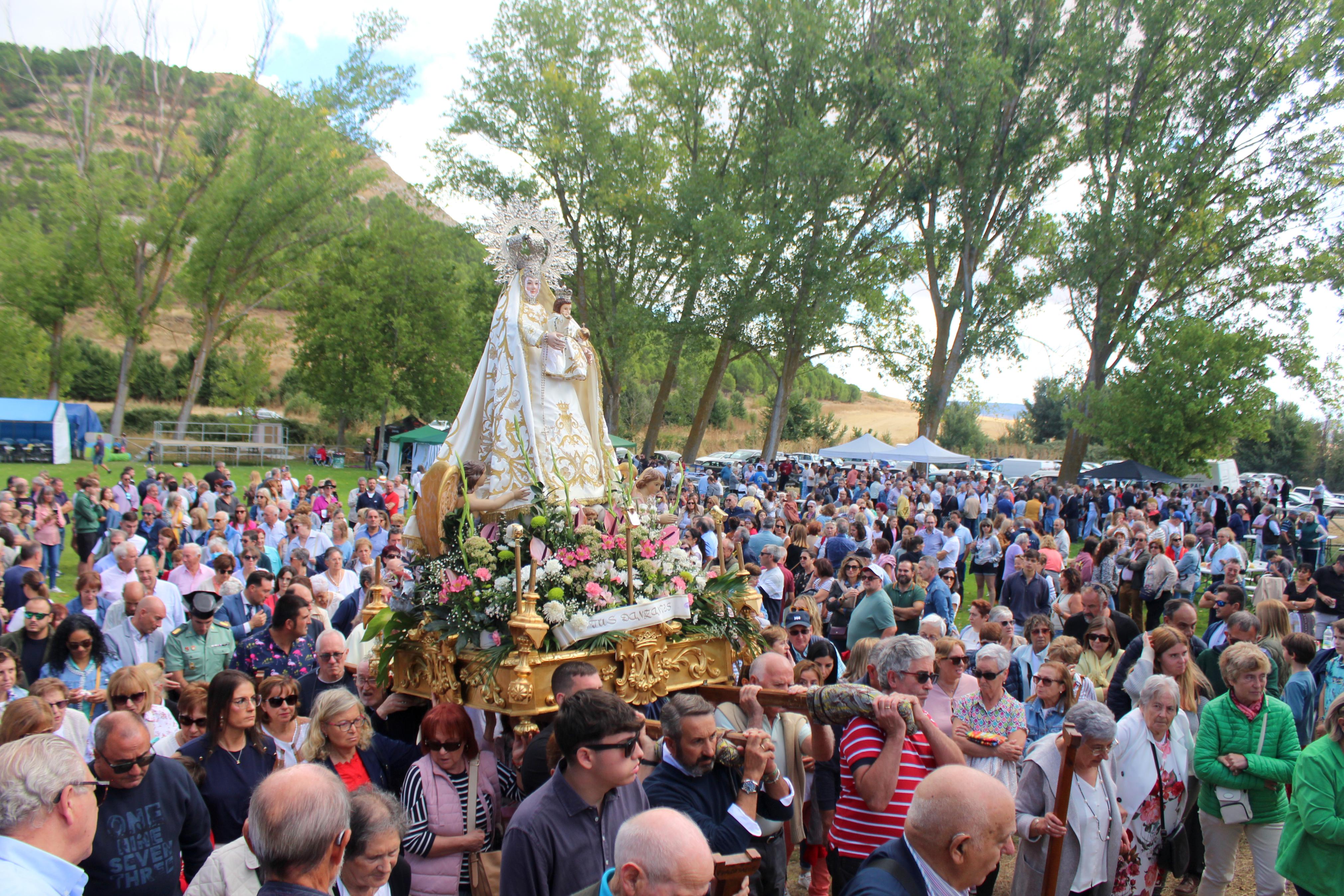 Torquemada se rinde a la Virgen de Valdesalce