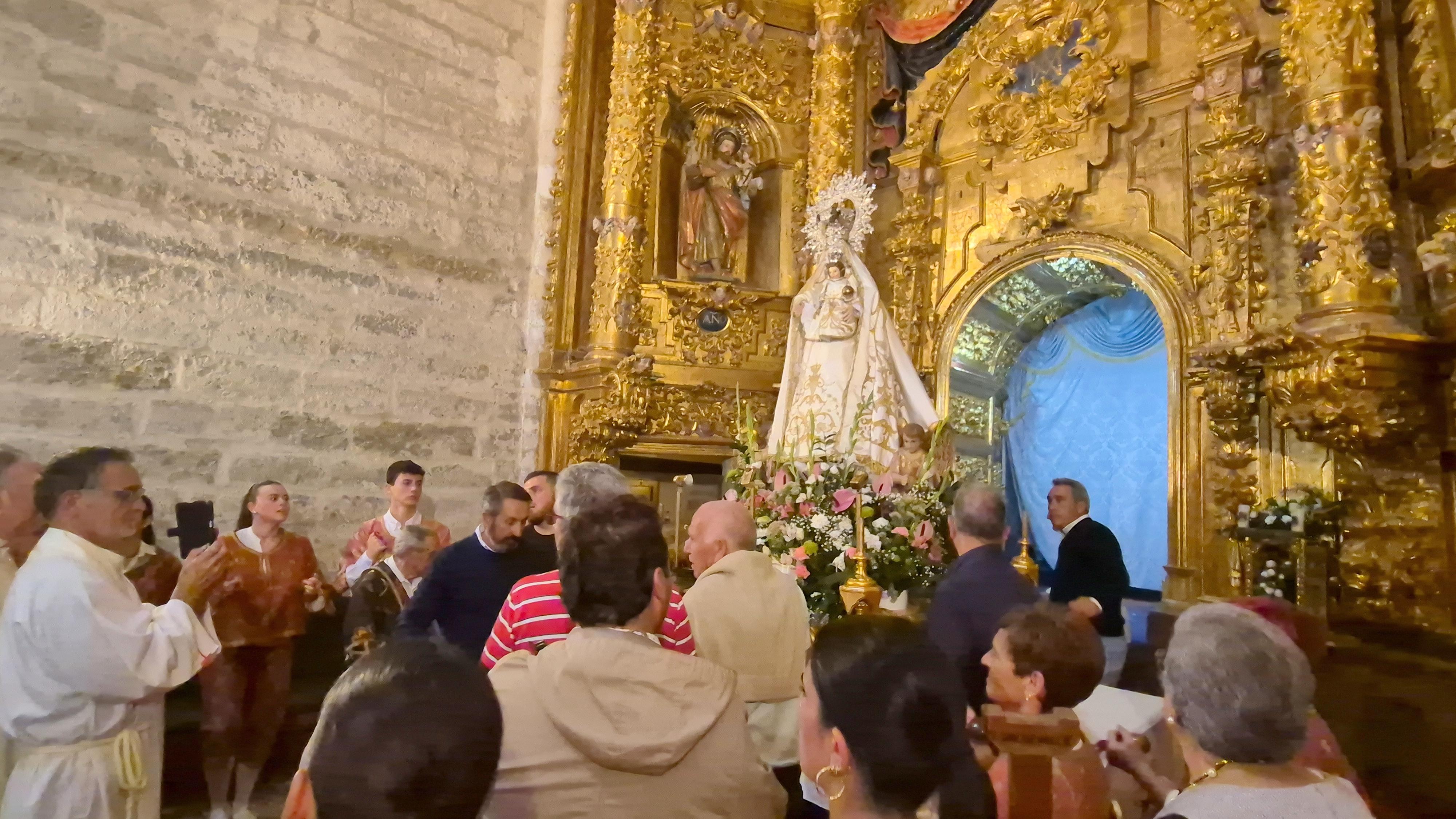 Torquemada se rinde a la Virgen de Valdesalce
