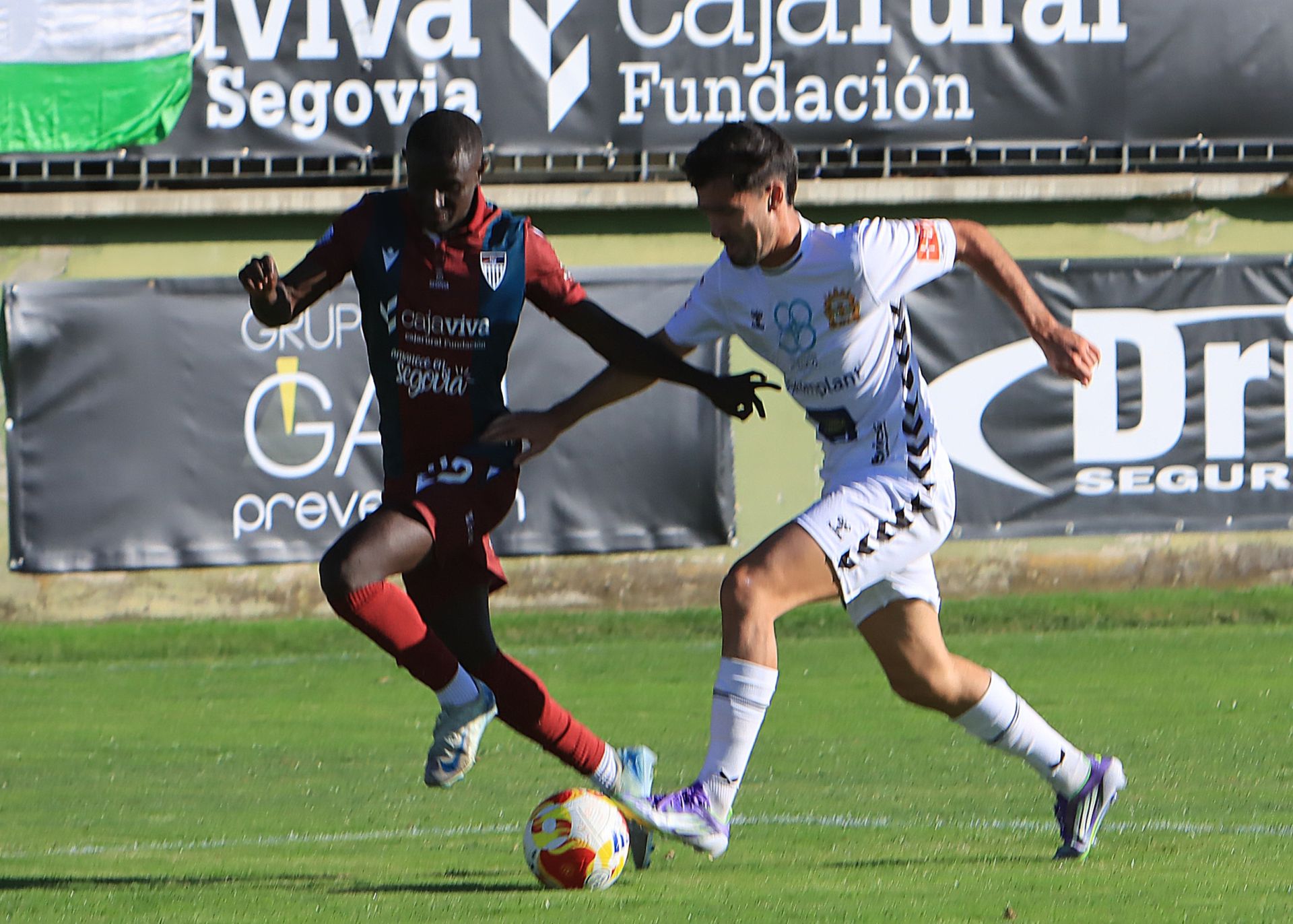 Fotos del triunfo de la Segoviana ante la SD Sarriana
