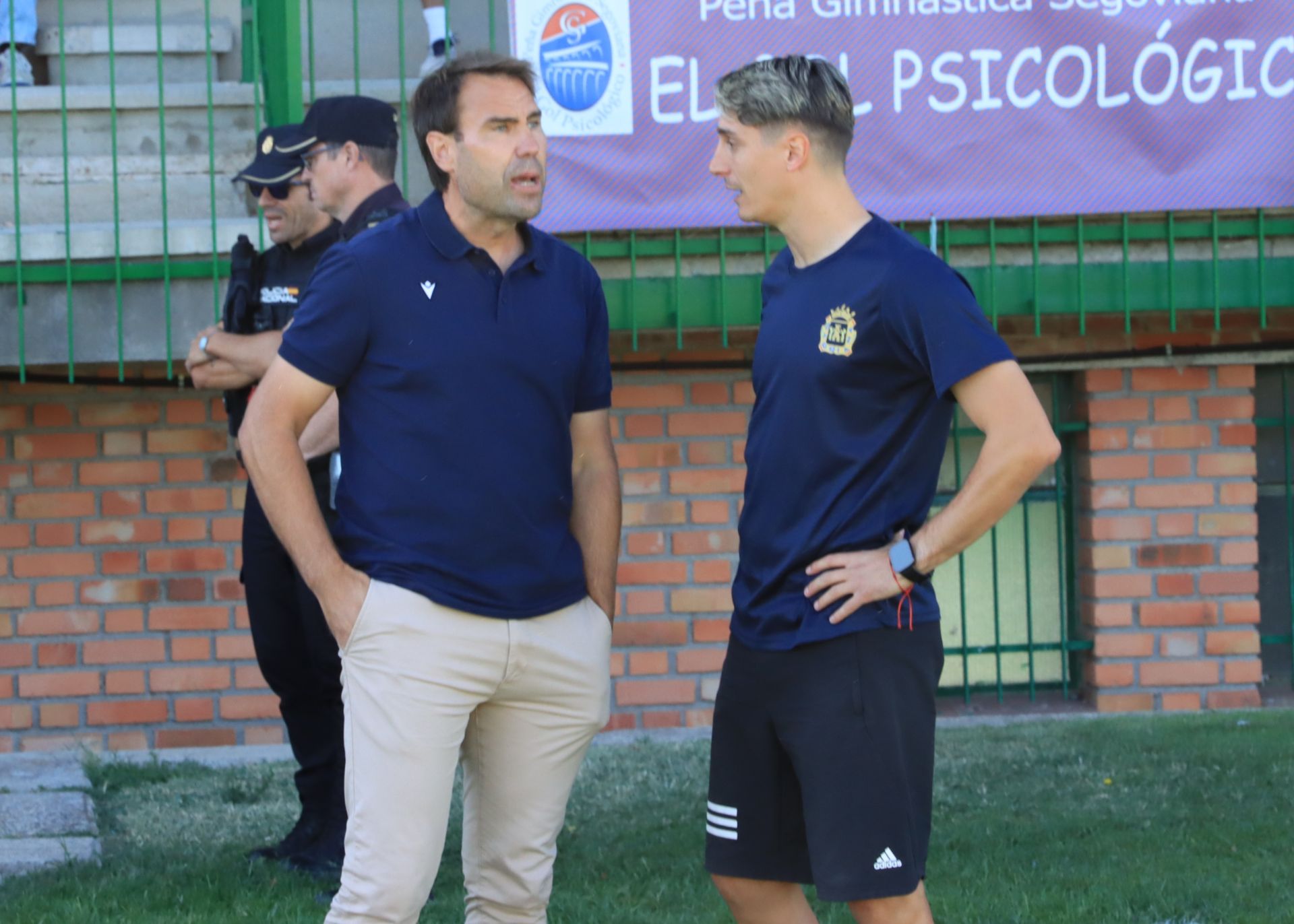 Fotos del triunfo de la Segoviana ante la SD Sarriana