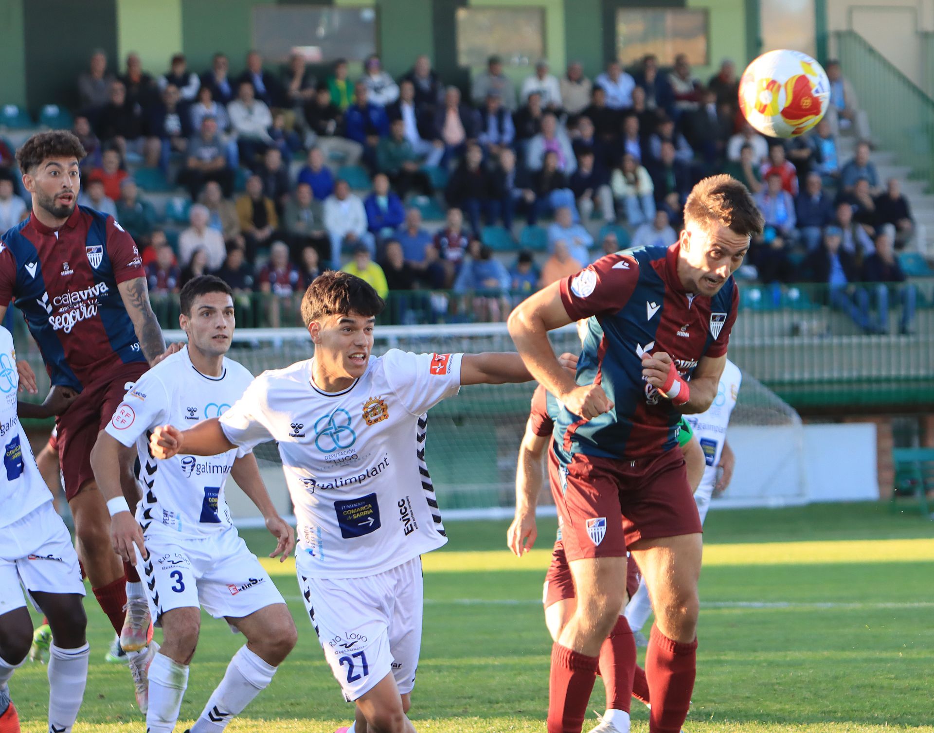 Fotos del triunfo de la Segoviana ante la SD Sarriana